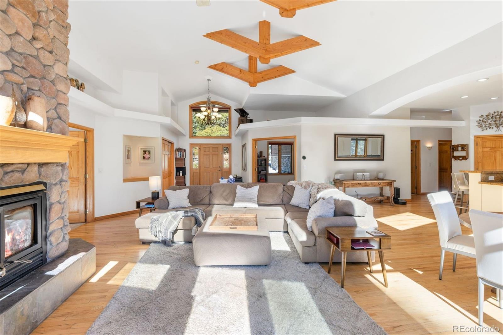 MLS Image #5 for 215  97 circle,blue river, Colorado