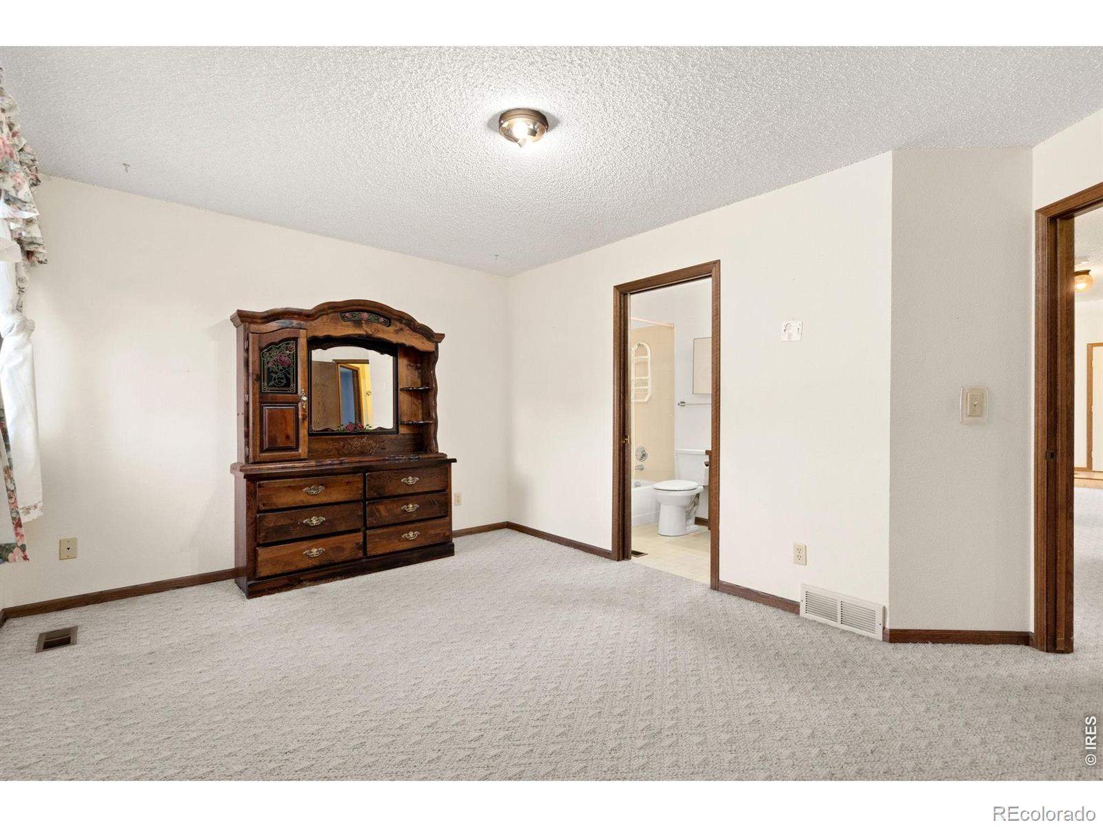 MLS Image #17 for 1351  autumn ash court,loveland, Colorado
