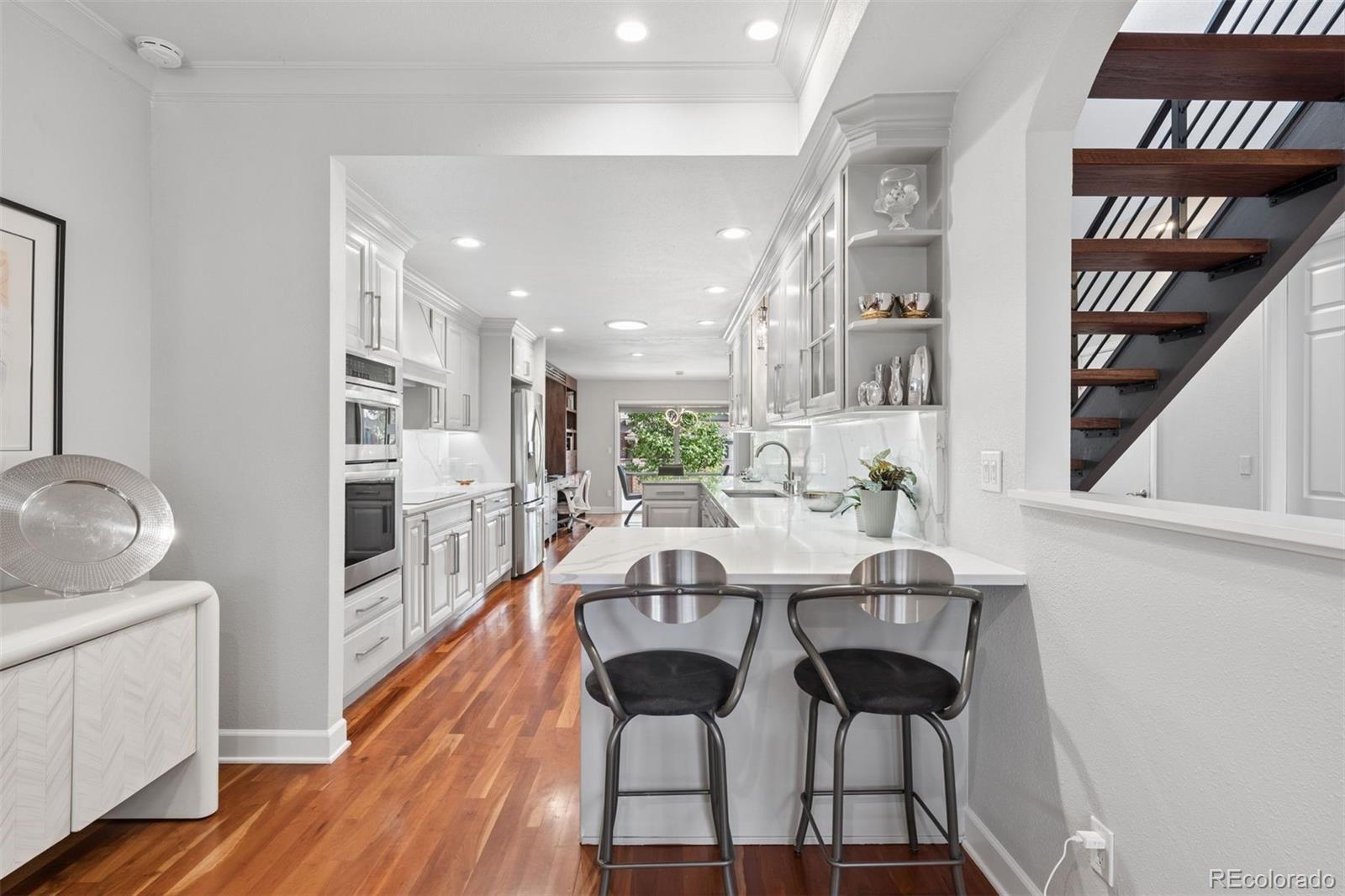 MLS Image #13 for 2800 s university boulevard,denver, Colorado