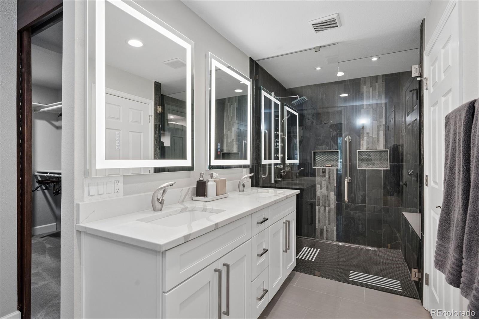 MLS Image #24 for 2800 s university boulevard,denver, Colorado