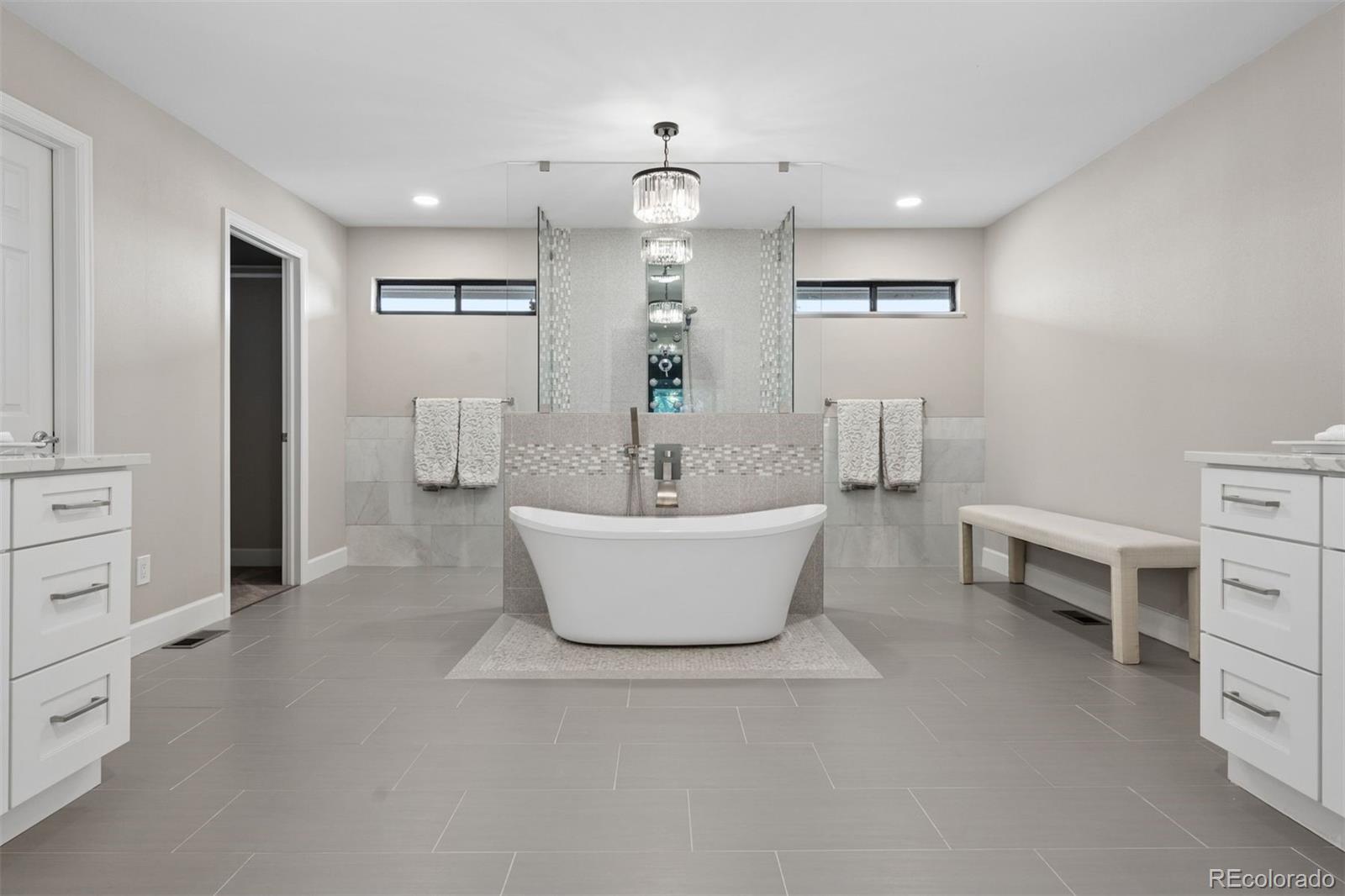 MLS Image #28 for 2800 s university boulevard,denver, Colorado