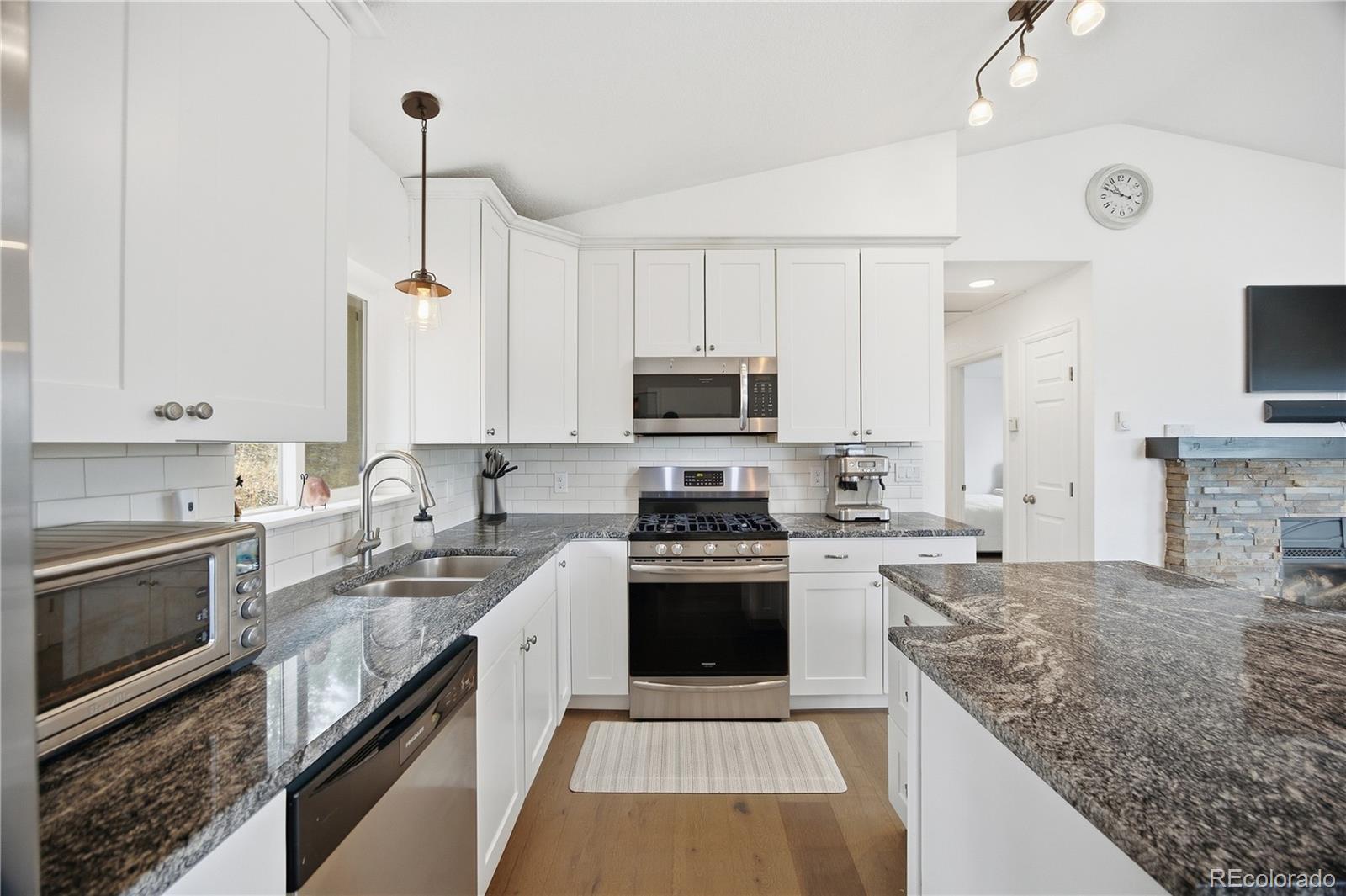 MLS Image #11 for 9941  city view drive,morrison, Colorado