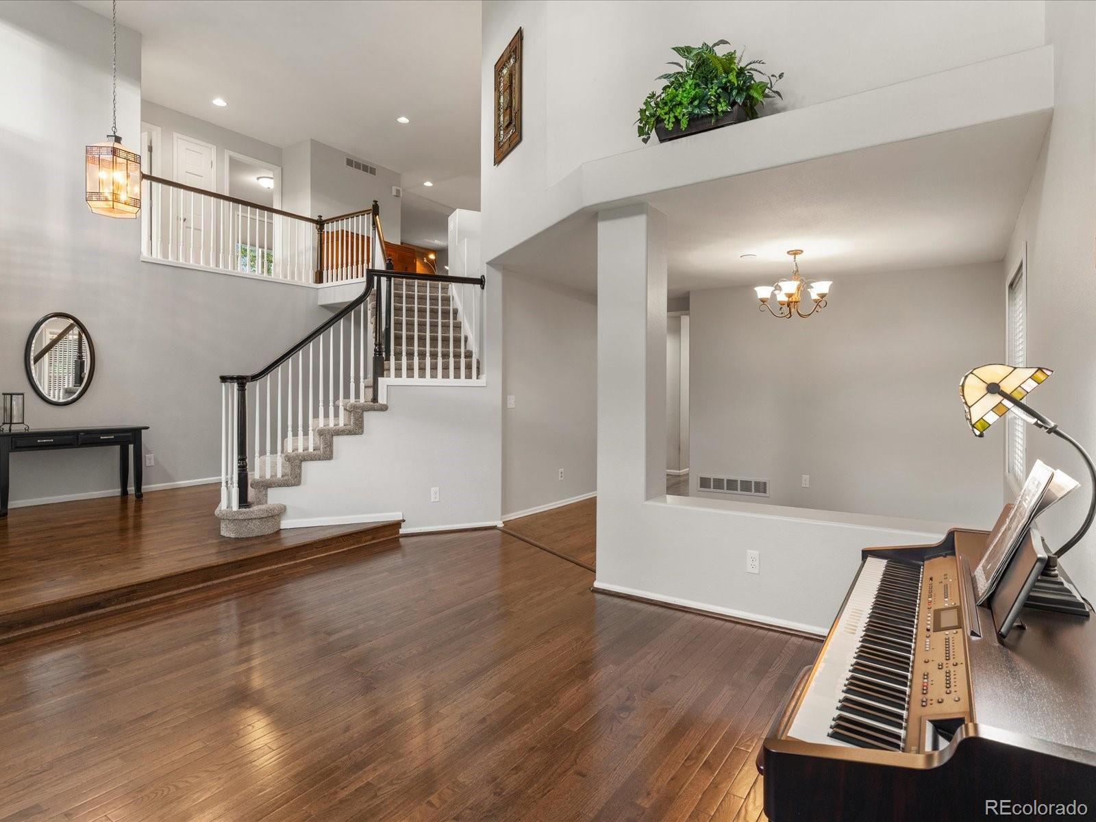 MLS Image #9 for 9652  millstone court,highlands ranch, Colorado