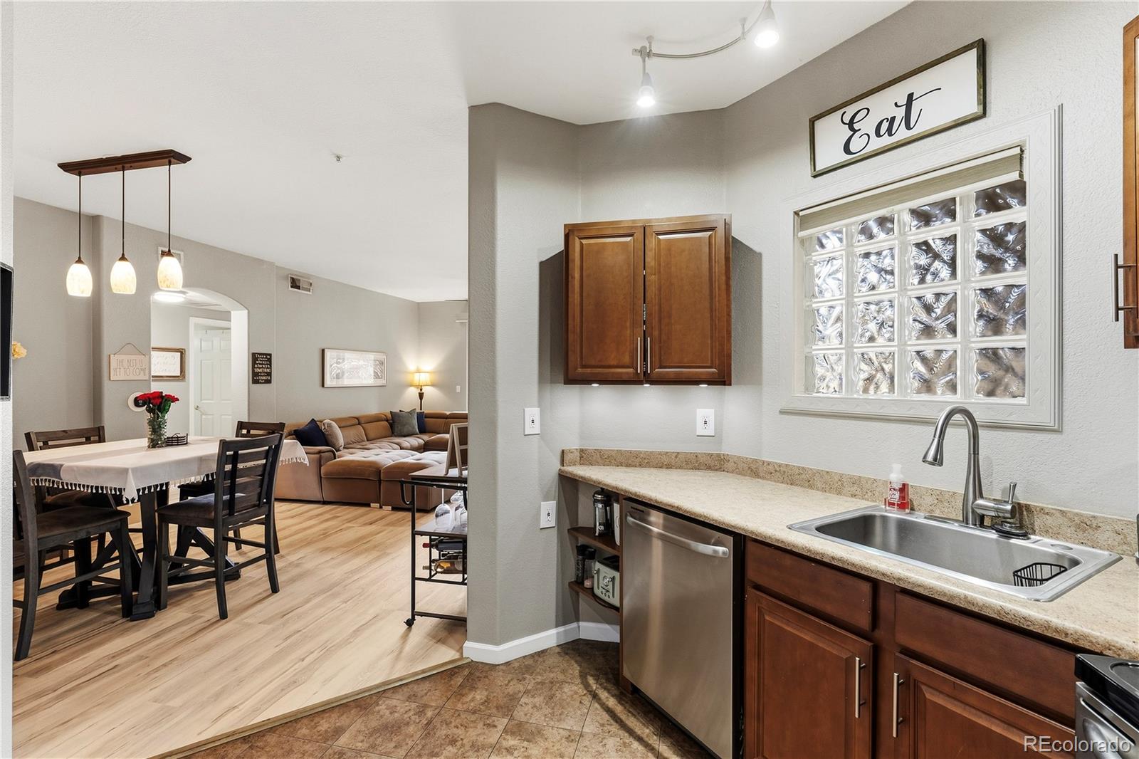 MLS Image #7 for 1691 w canal circle,littleton, Colorado