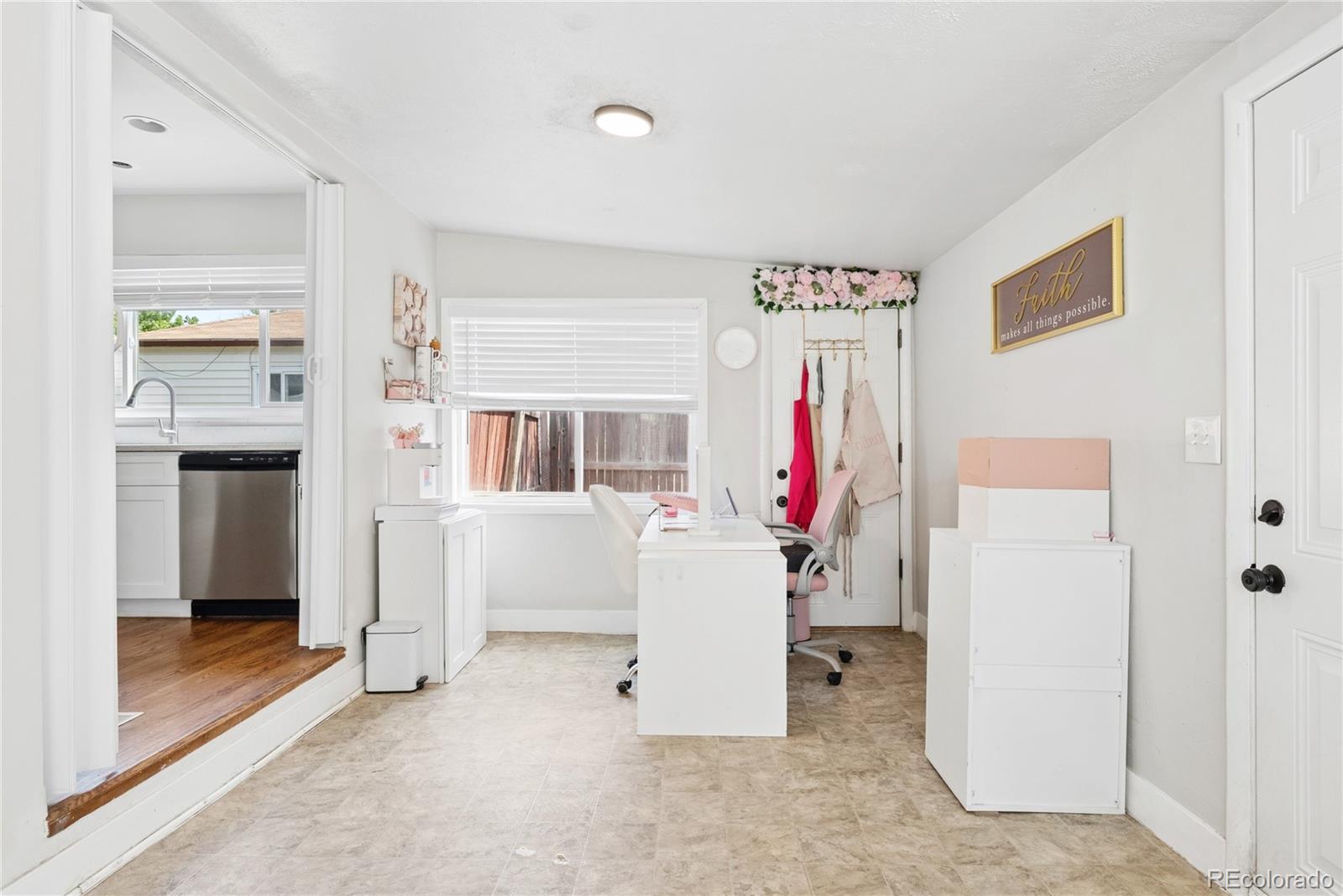MLS Image #15 for 1251 s seneca way,denver, Colorado