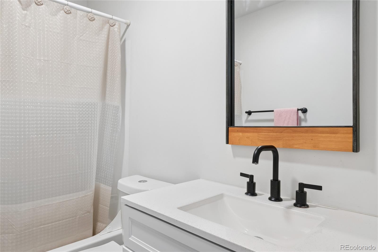 MLS Image #9 for 1251 s seneca way,denver, Colorado