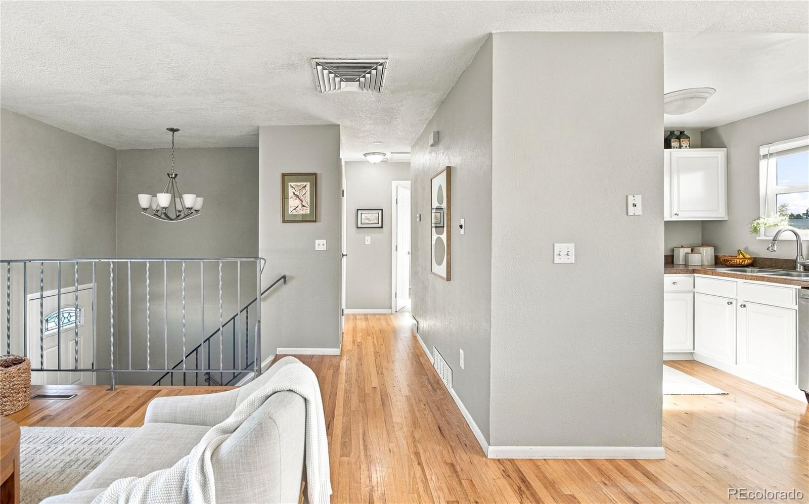 MLS Image #10 for 10327  owens circle,broomfield, Colorado