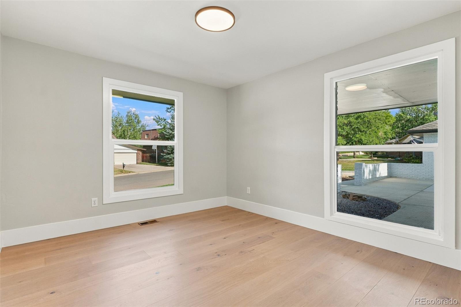 MLS Image #22 for 3051  oak street,denver, Colorado