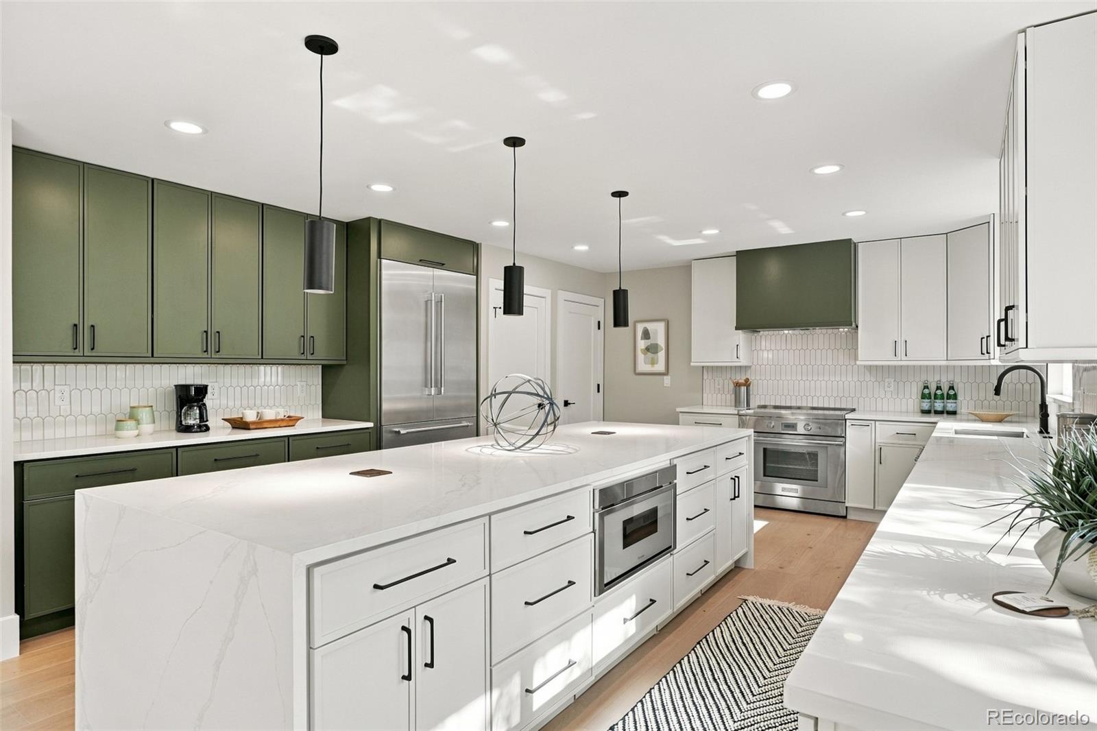 MLS Image #8 for 3051  oak street,denver, Colorado