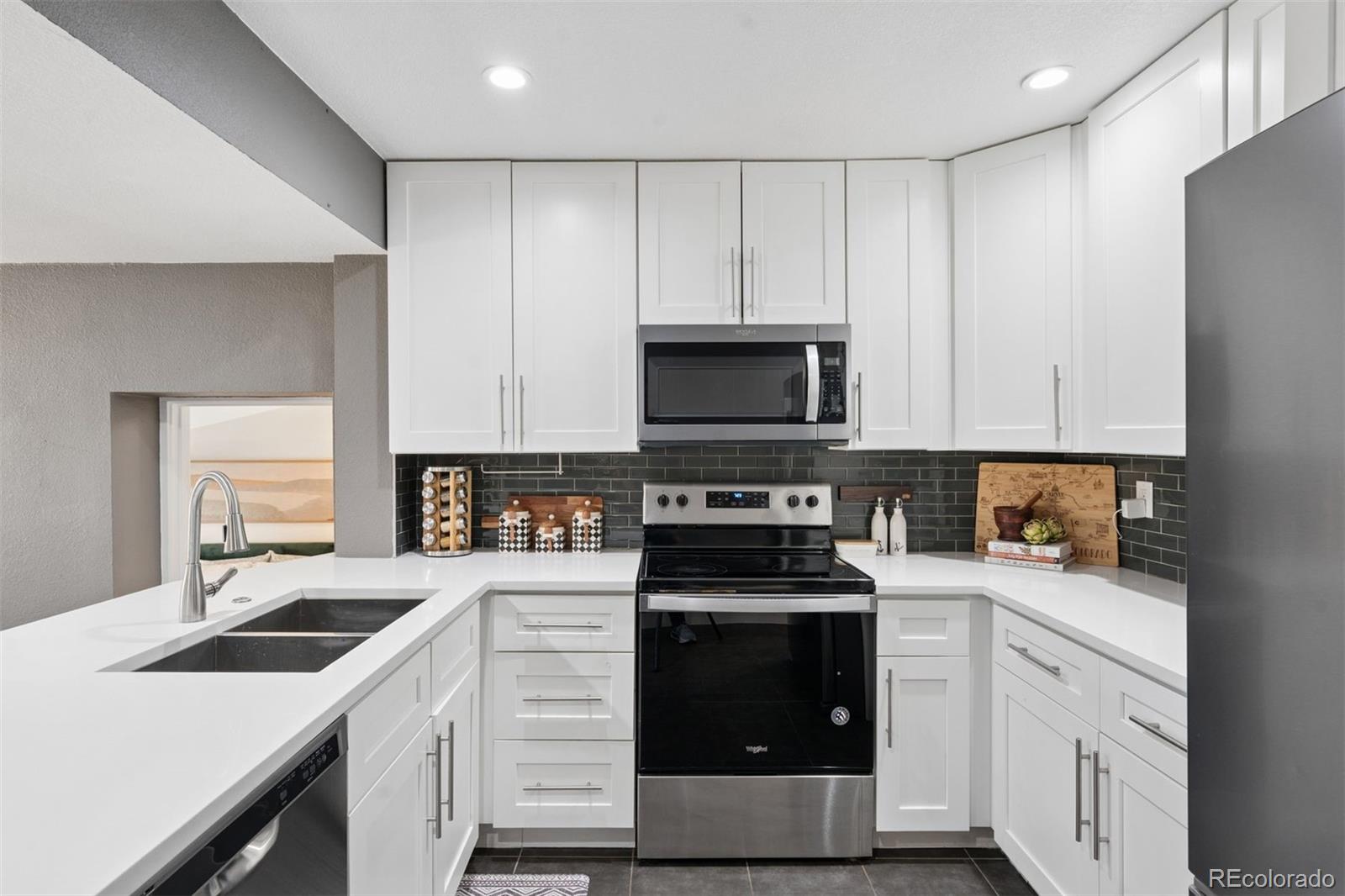 MLS Image #14 for 4827  meade street,denver, Colorado