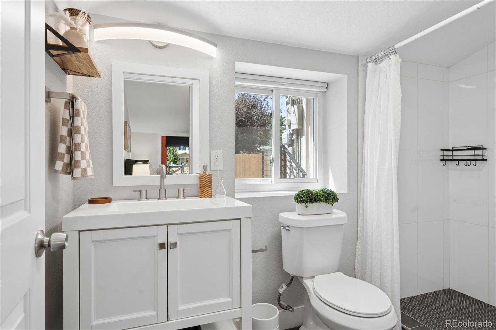 MLS Image #29 for 4827  meade street,denver, Colorado
