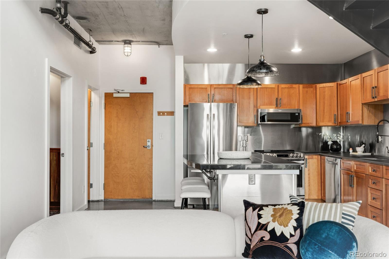 MLS Image #7 for 1860 n washington street,denver, Colorado
