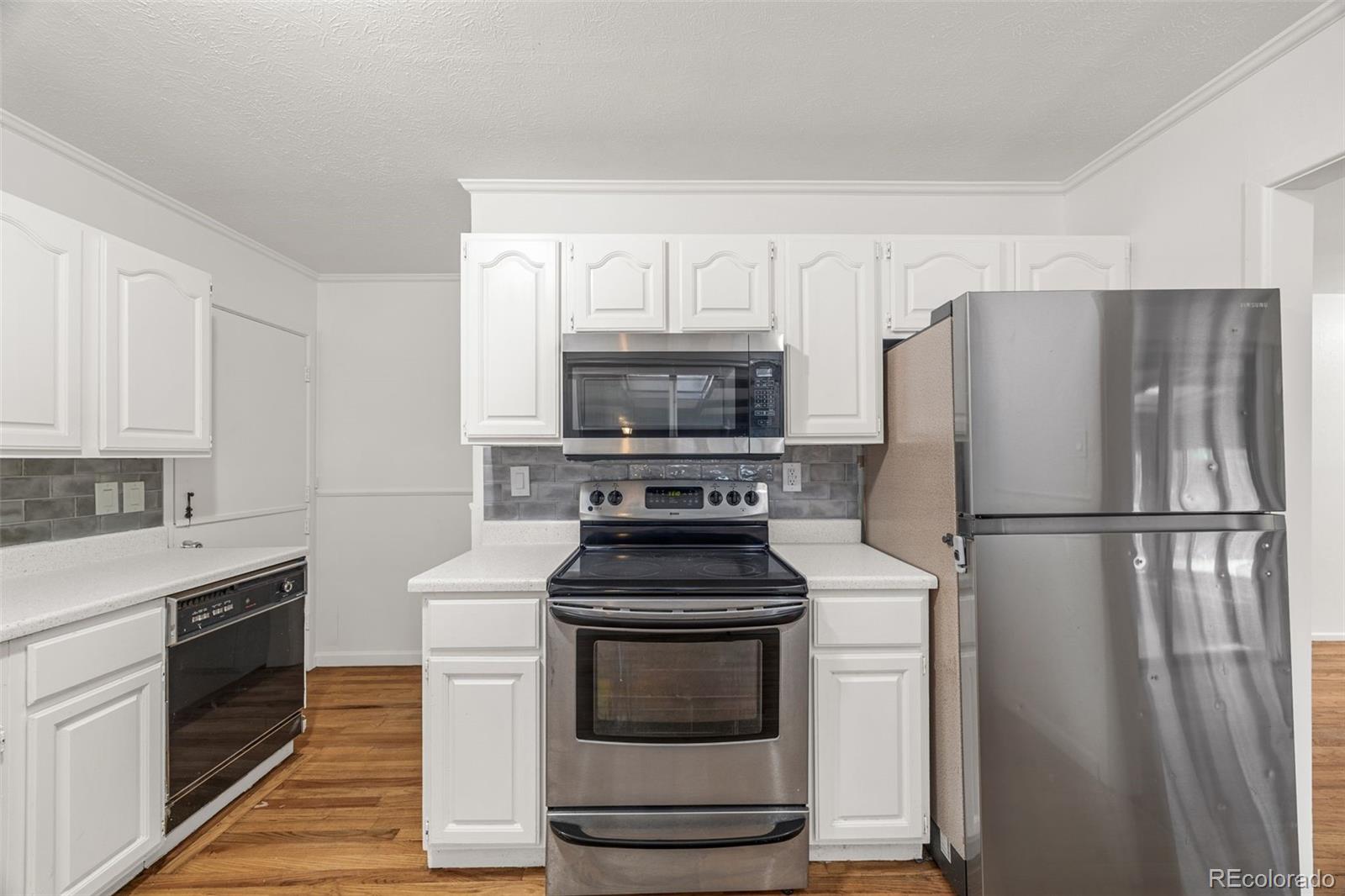 MLS Image #16 for 2066 s newton street,denver, Colorado