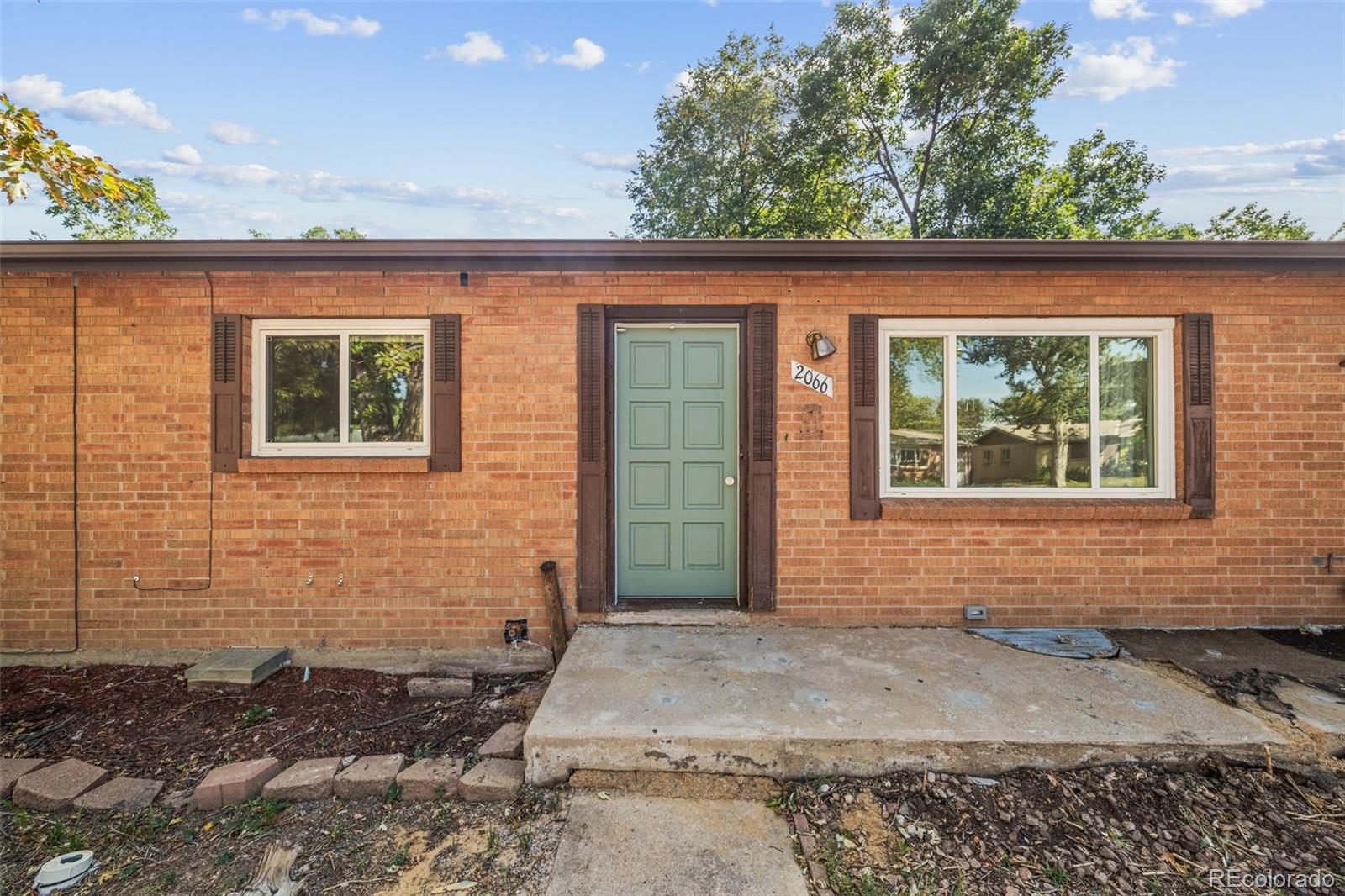 MLS Image #4 for 2066 s newton street,denver, Colorado