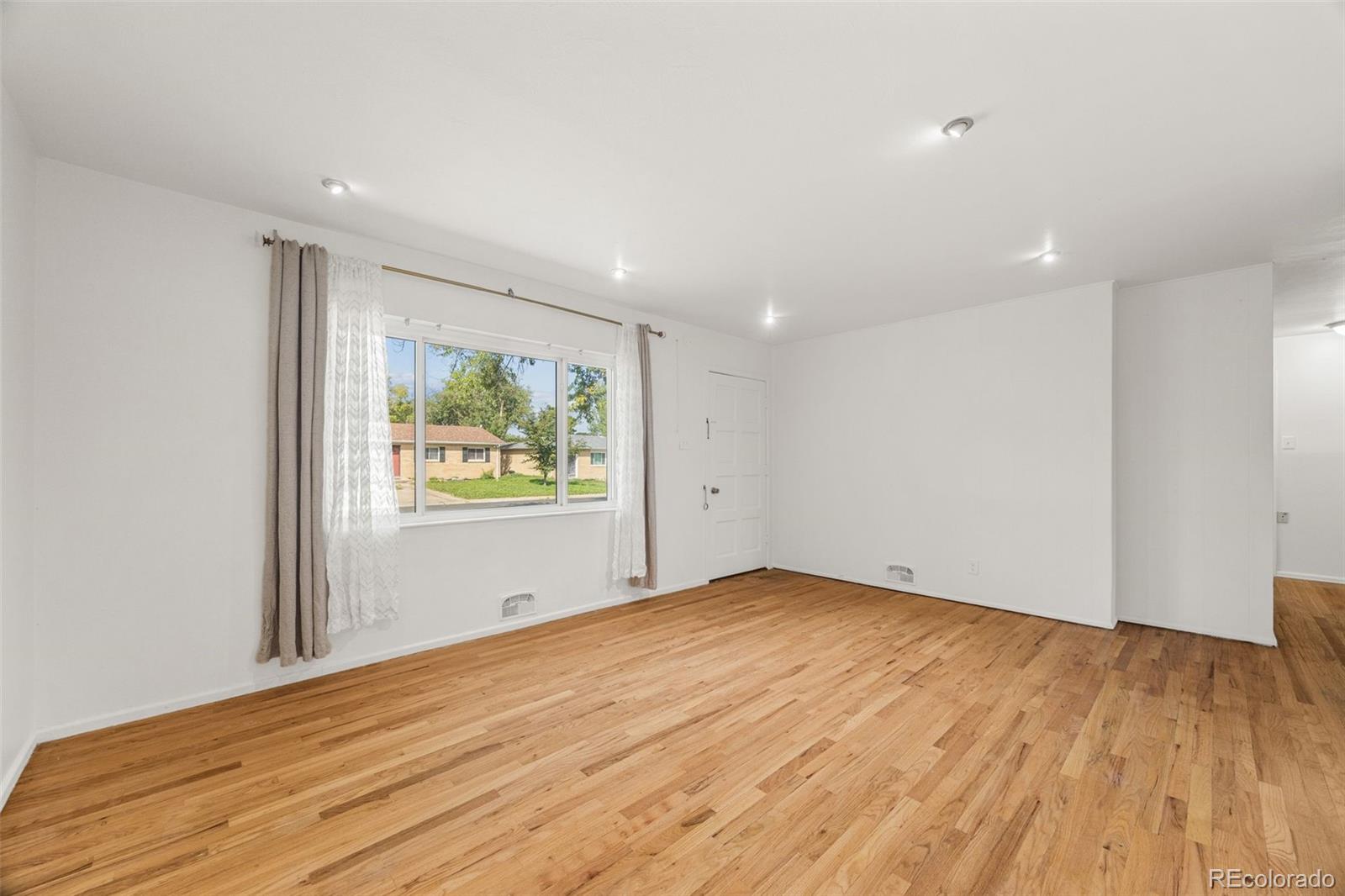 MLS Image #8 for 2066 s newton street,denver, Colorado