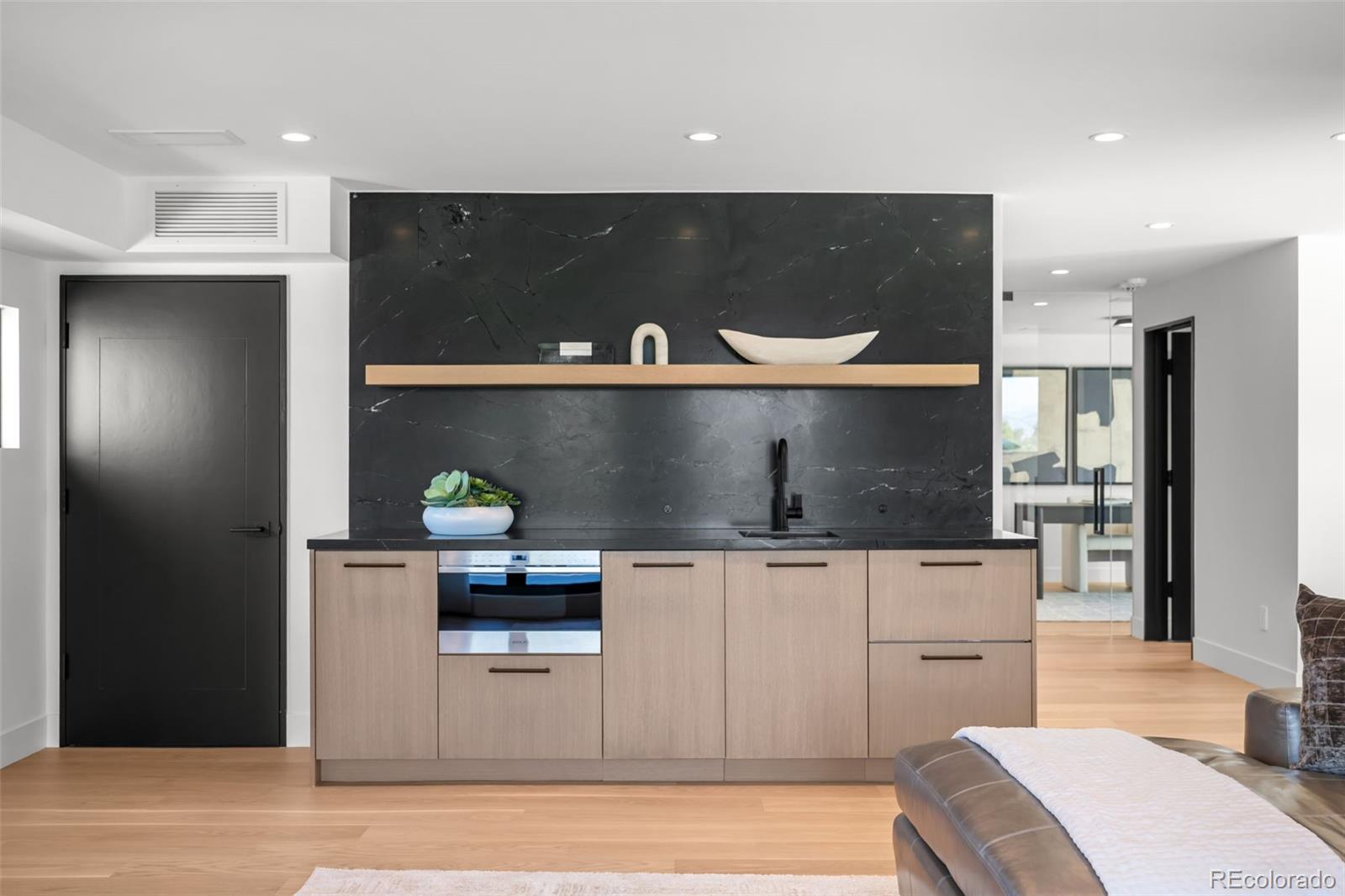 MLS Image #36 for 600 s franklin street,denver, Colorado