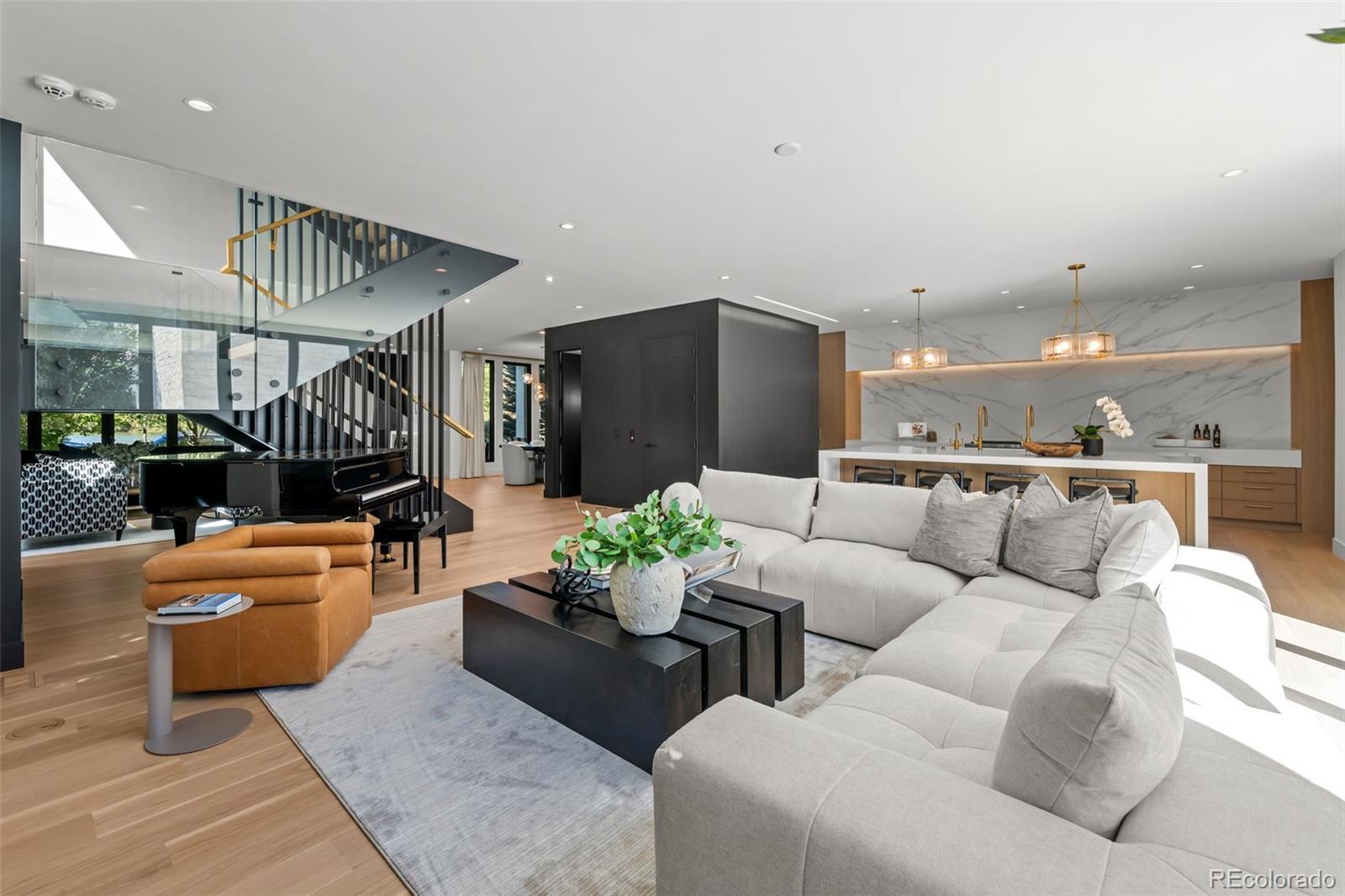 MLS Image #6 for 600 s franklin street,denver, Colorado