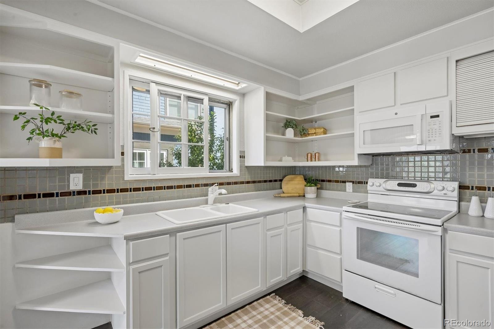 MLS Image #10 for 2309  ivanhoe street,denver, Colorado