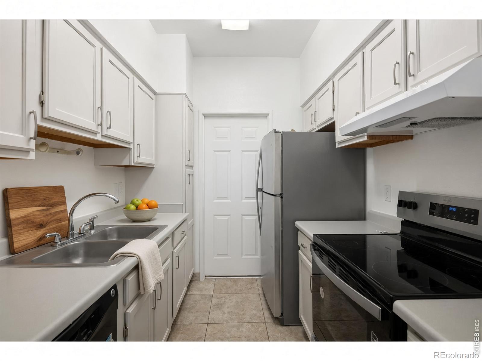 MLS Image #11 for 7453  singing hills drive,boulder, Colorado