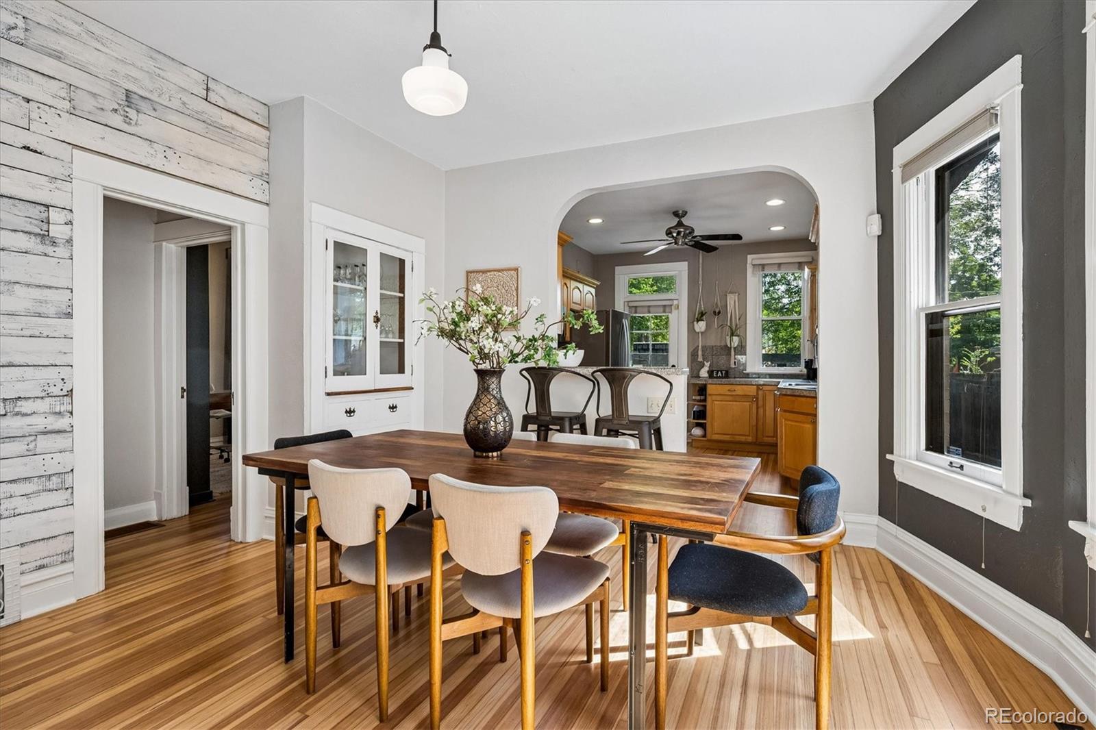 MLS Image #11 for 844 s washington street,denver, Colorado