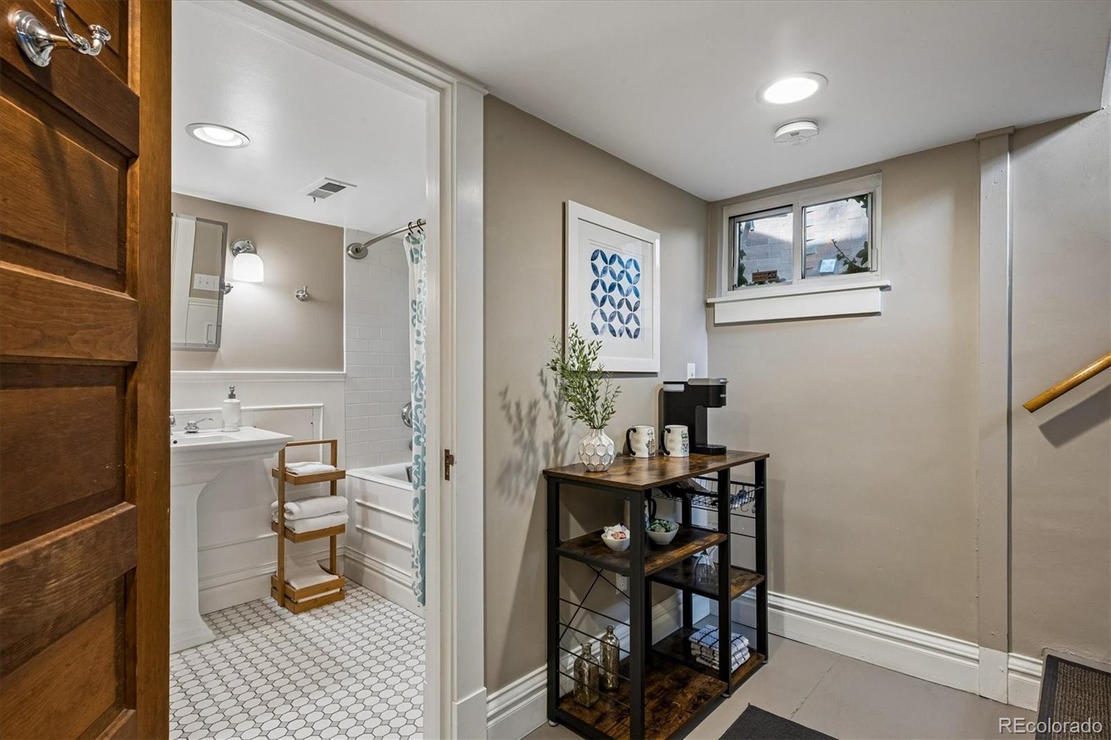 MLS Image #27 for 844 s washington street,denver, Colorado