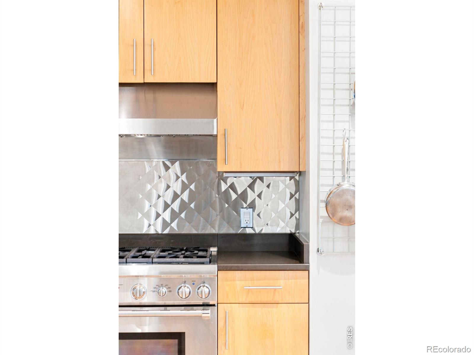 MLS Image #15 for 3701  arapahoe avenue,boulder, Colorado