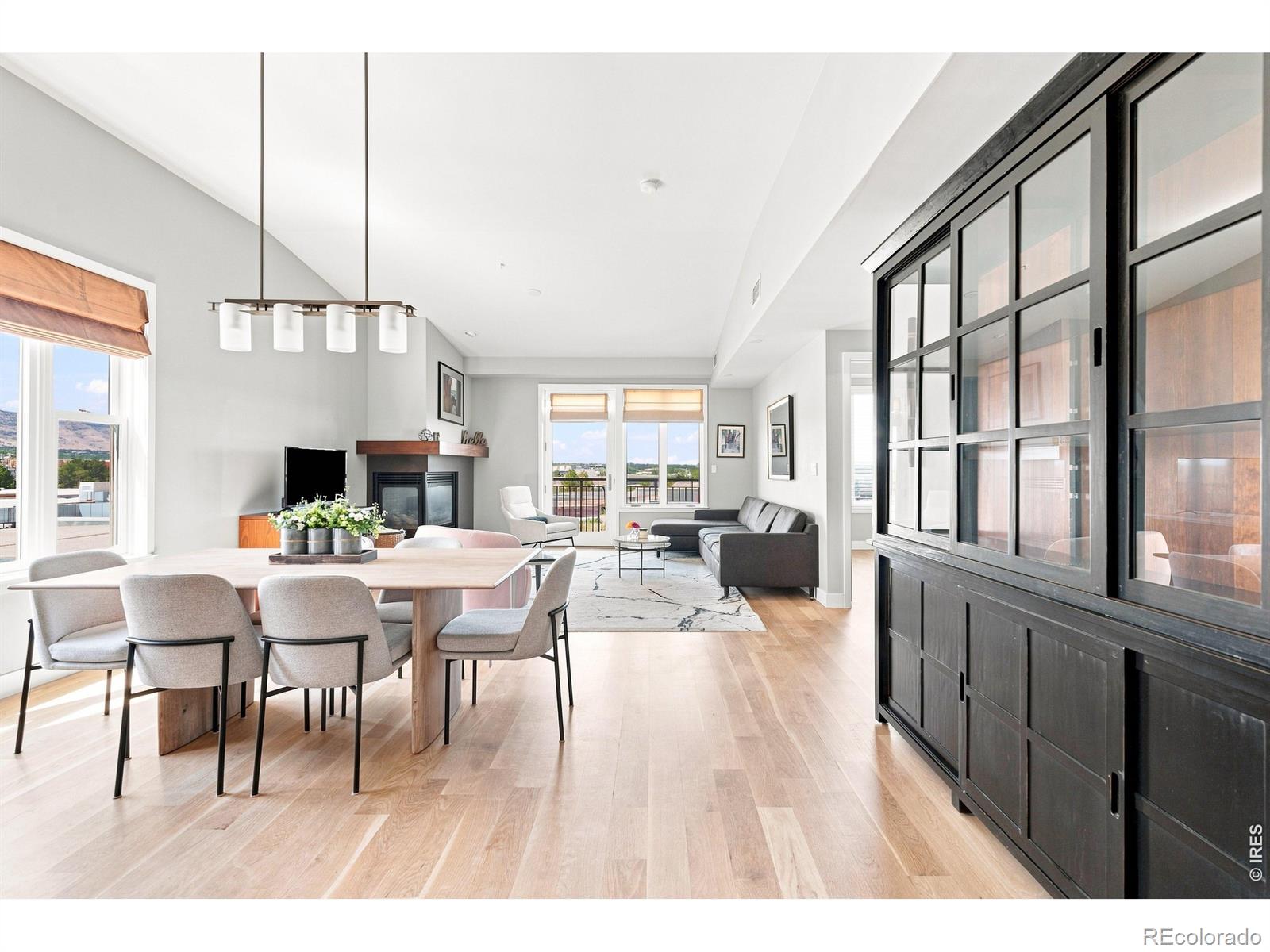 MLS Image #2 for 3701  arapahoe avenue,boulder, Colorado