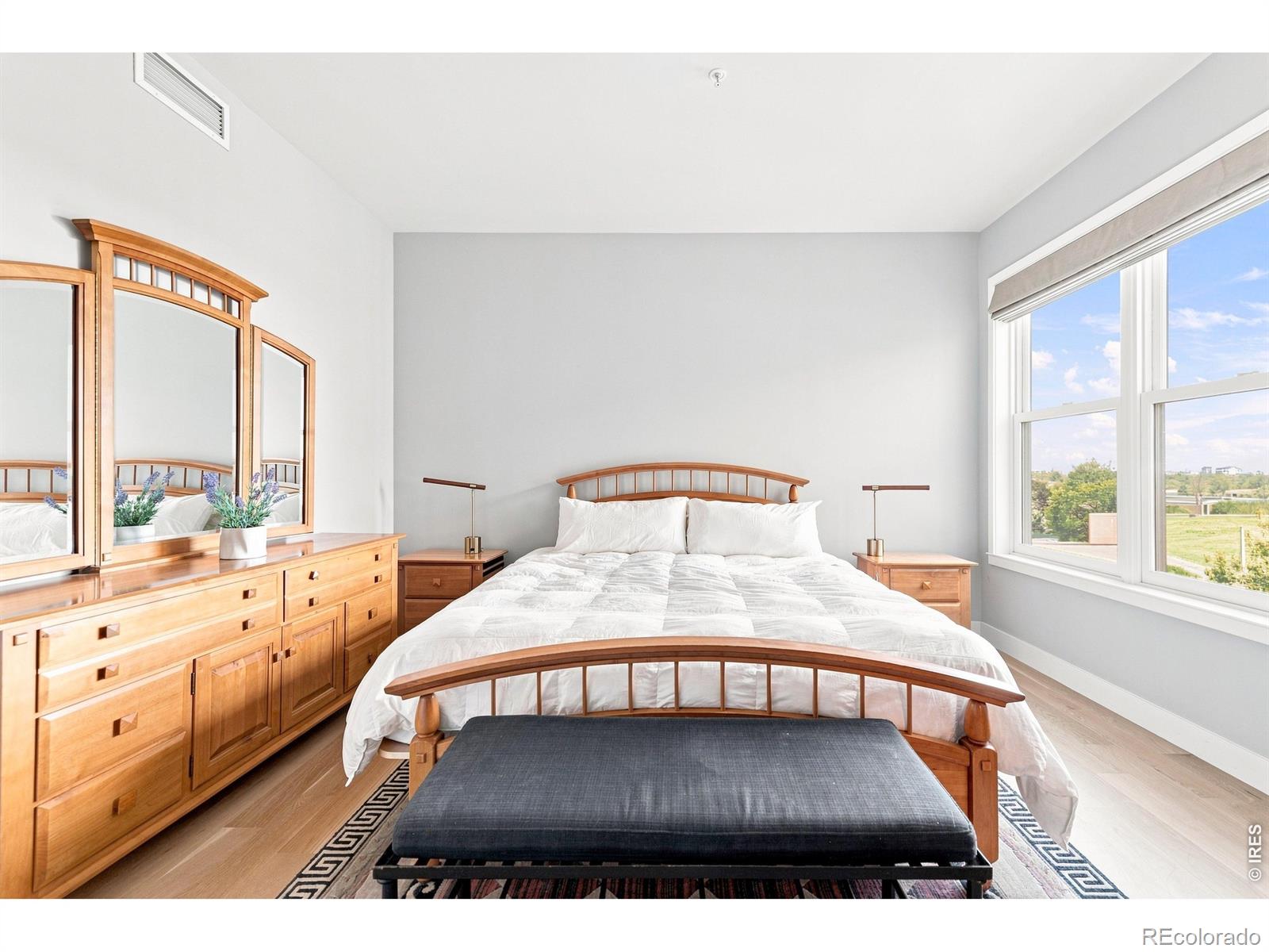 MLS Image #8 for 3701  arapahoe avenue,boulder, Colorado