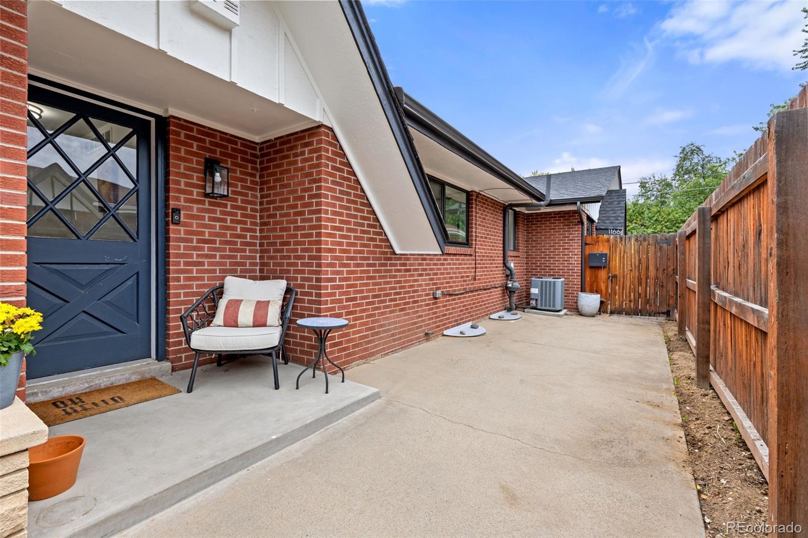 MLS Image #4 for 1170  krameria street,denver, Colorado