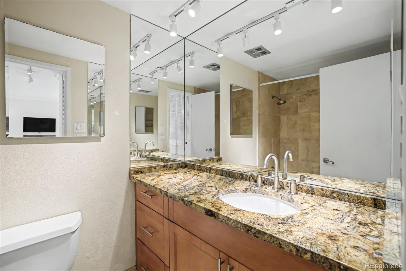 MLS Image #15 for 700 n washington street 202,denver, Colorado