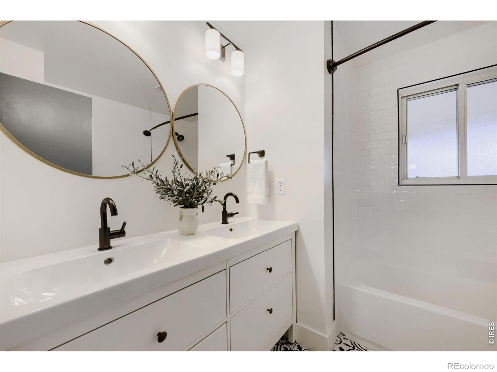 MLS Image #11 for 2220  rosemary street,denver, Colorado