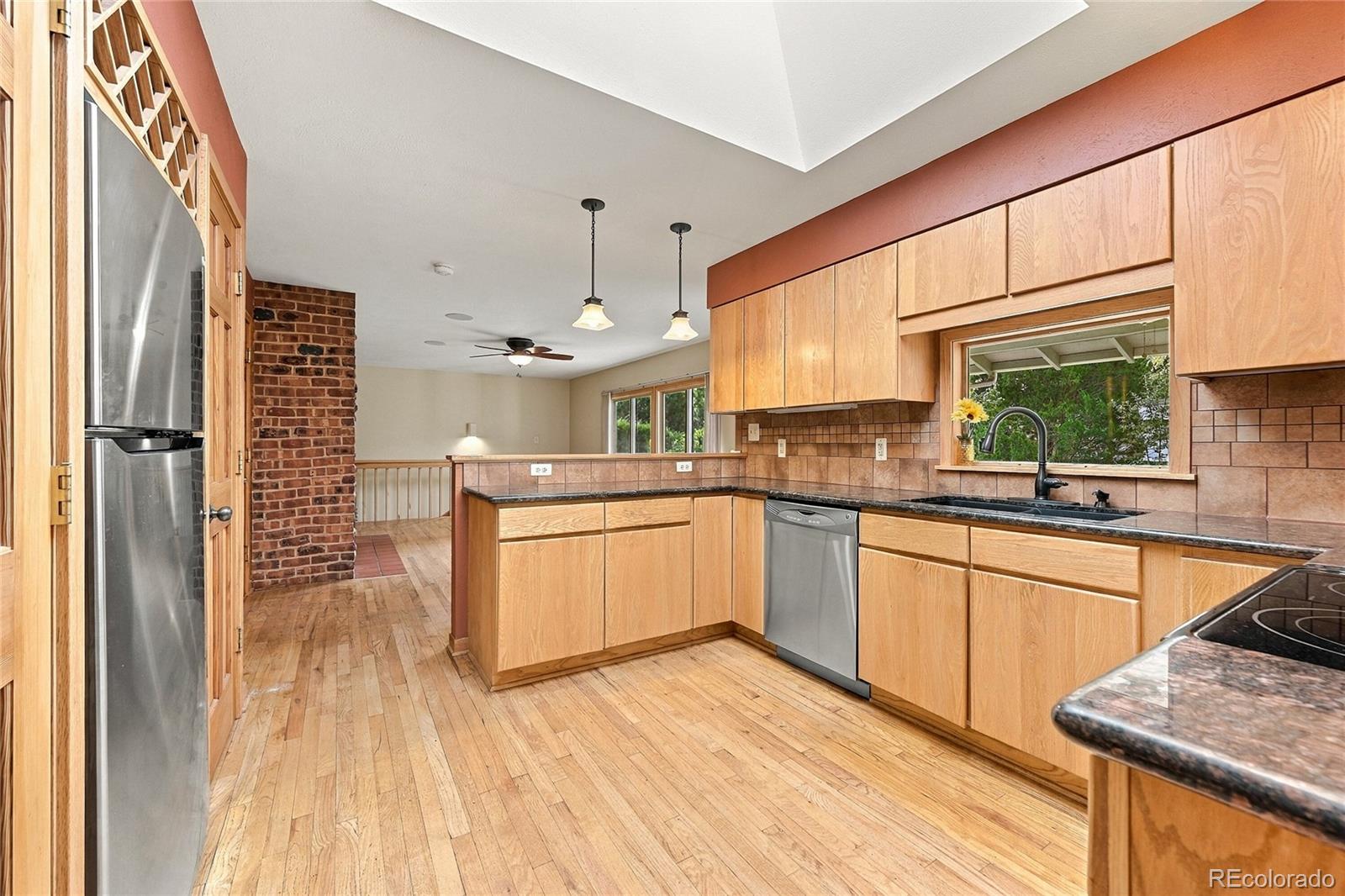MLS Image #7 for 6852 w eldorado place,denver, Colorado