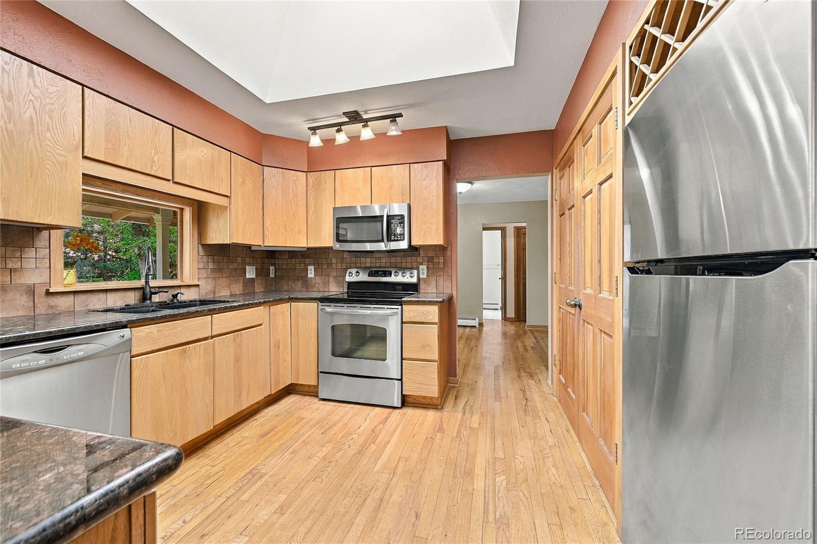 MLS Image #8 for 6852 w eldorado place,denver, Colorado