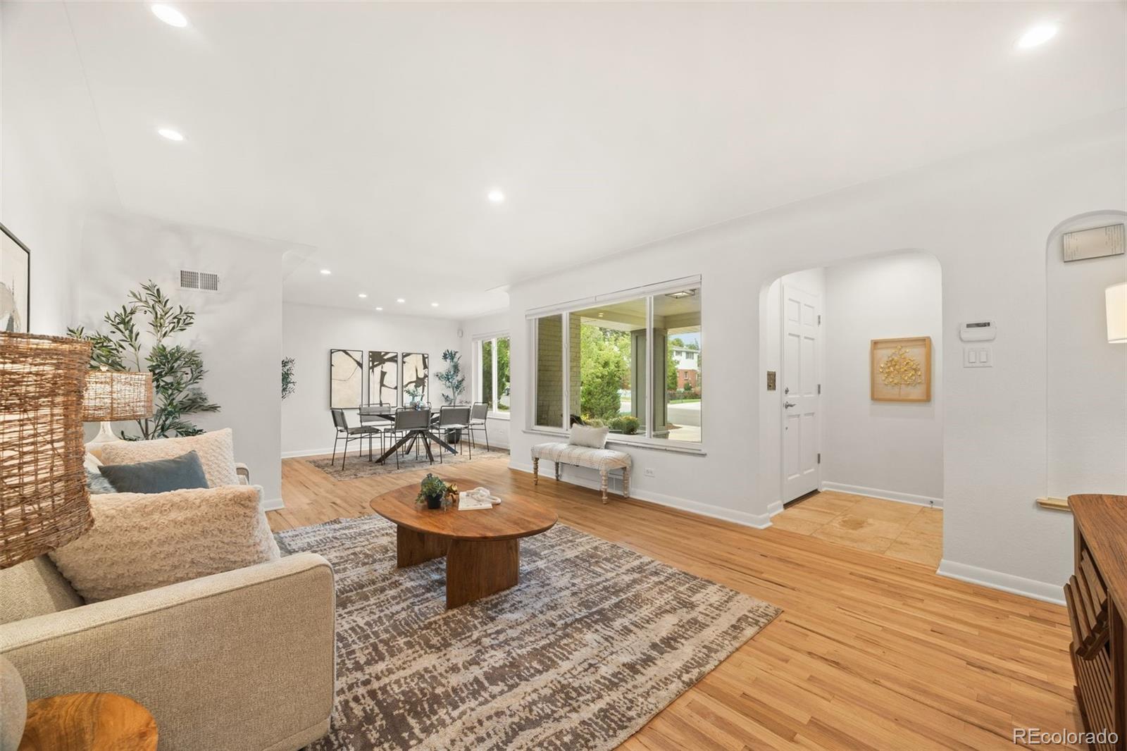 MLS Image #13 for 214  hudson street,denver, Colorado