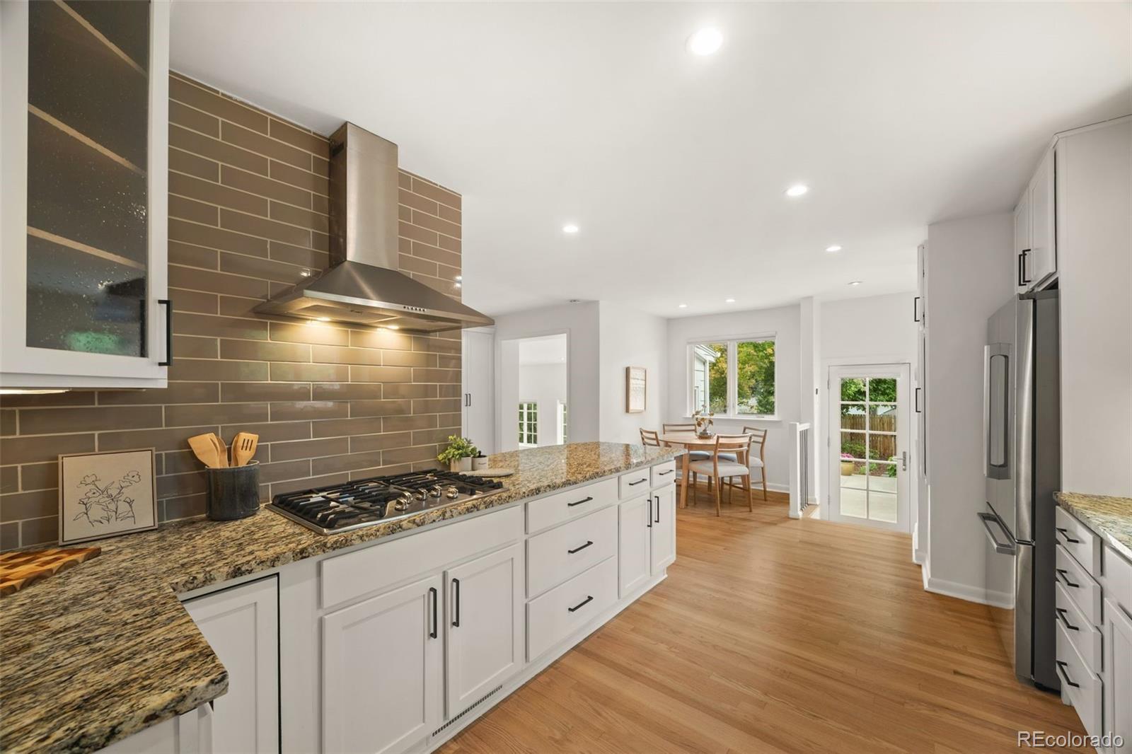 MLS Image #7 for 214  hudson street,denver, Colorado