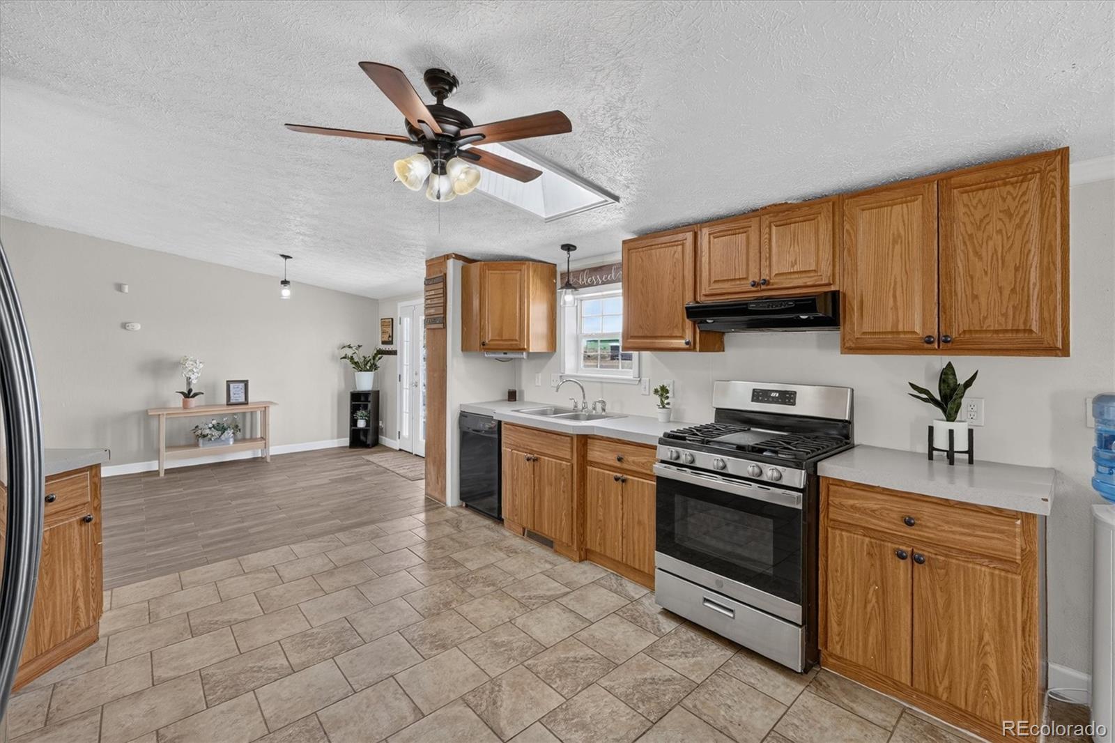 MLS Image #11 for 16420  cavanaugh road,keenesburg, Colorado