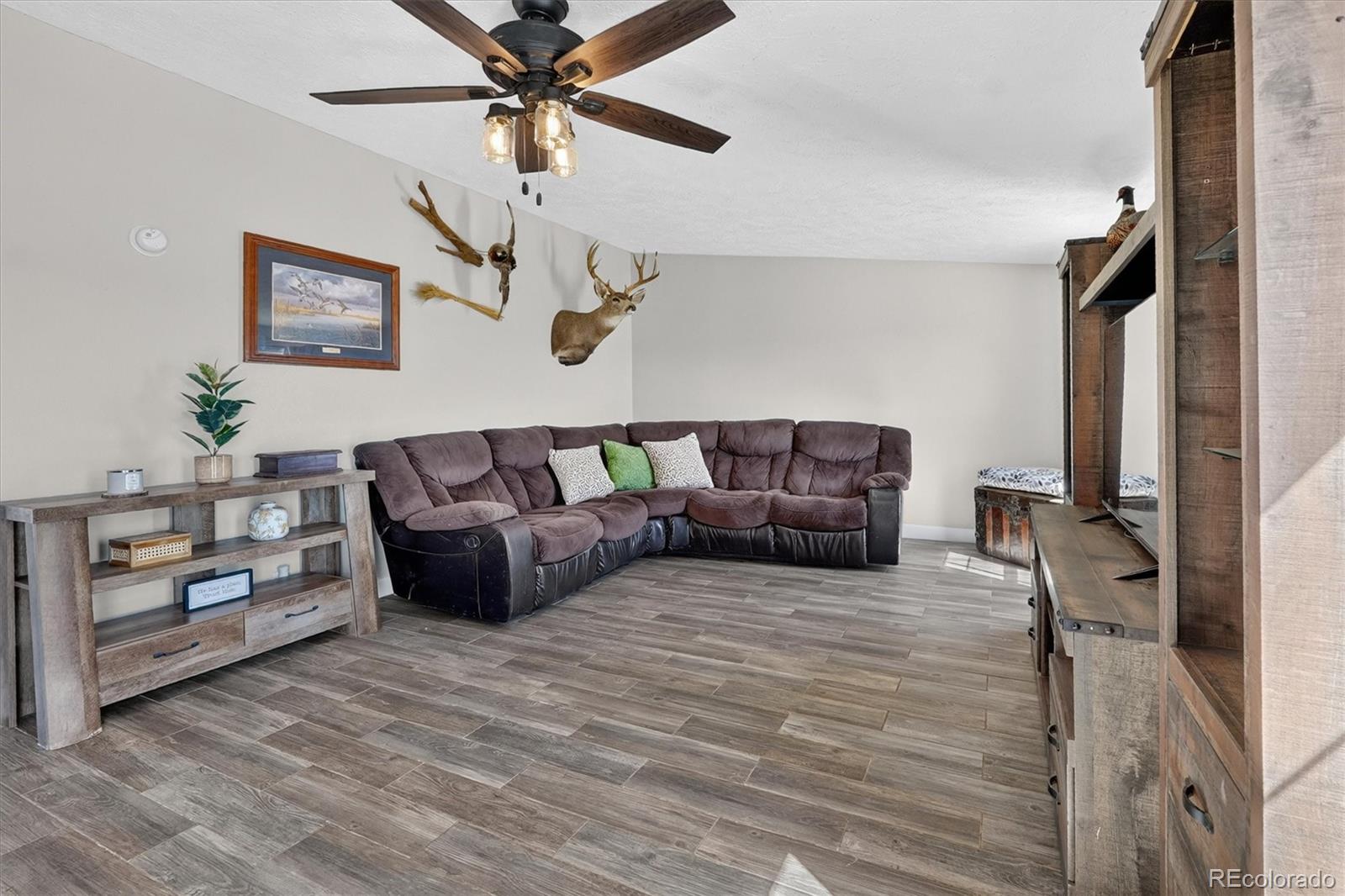 MLS Image #4 for 16420  cavanaugh road,keenesburg, Colorado