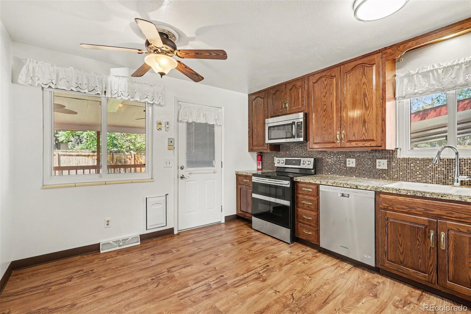 MLS Image #10 for 6426 w 82nd drive,arvada, Colorado