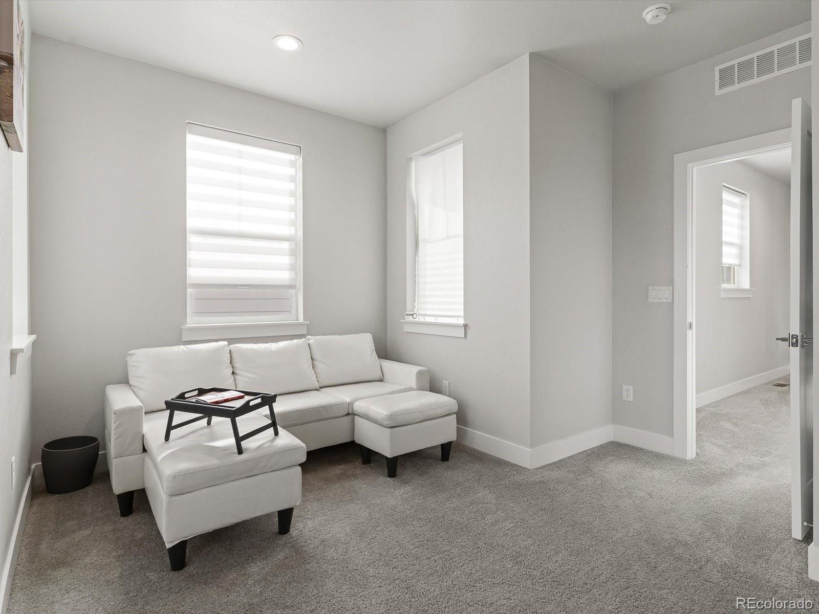 MLS Image #19 for 21472 e 60th avenue,aurora, Colorado