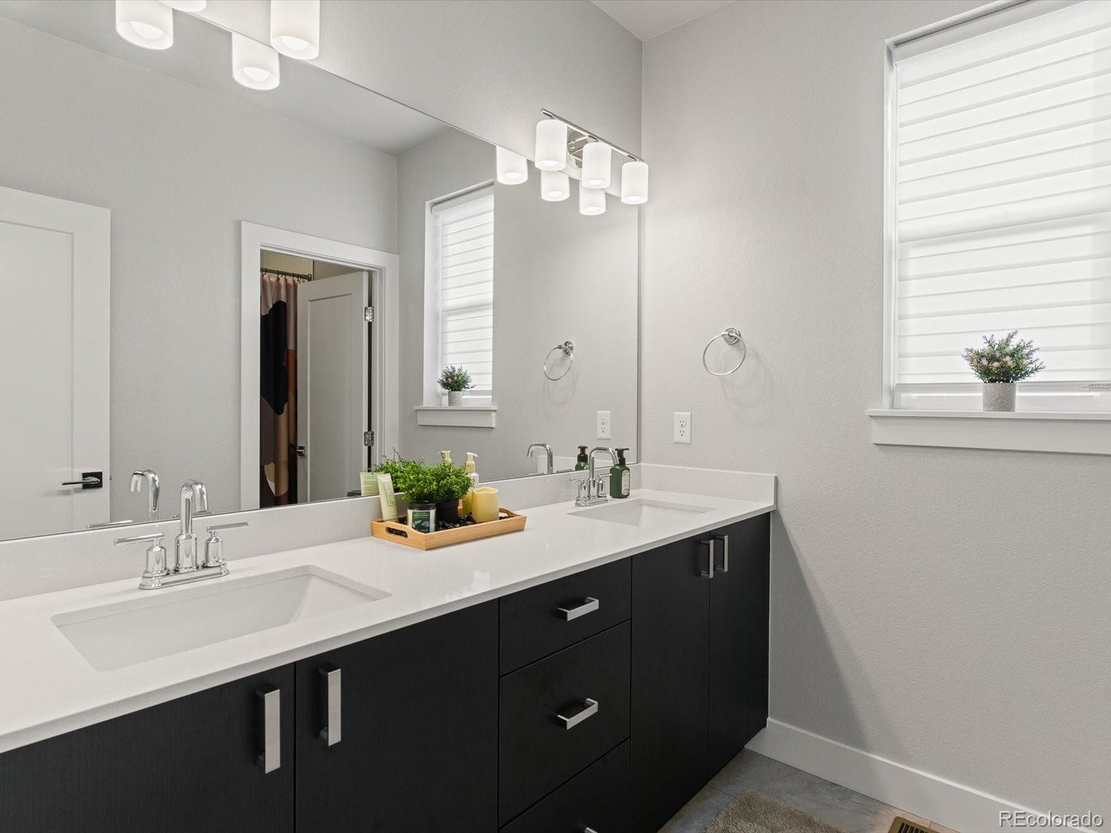 MLS Image #26 for 21472 e 60th avenue,aurora, Colorado