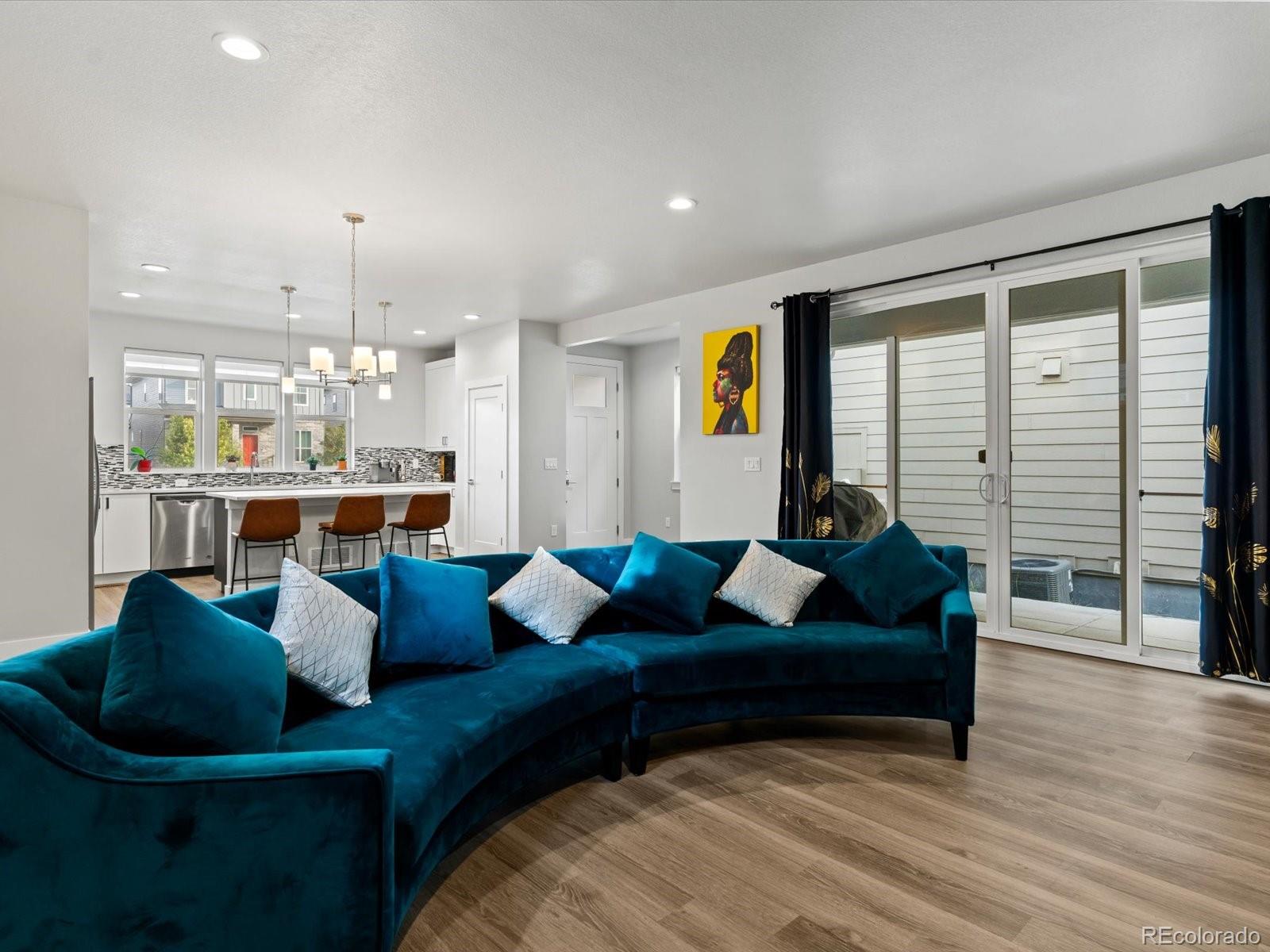 MLS Image #6 for 21472 e 60th avenue,aurora, Colorado