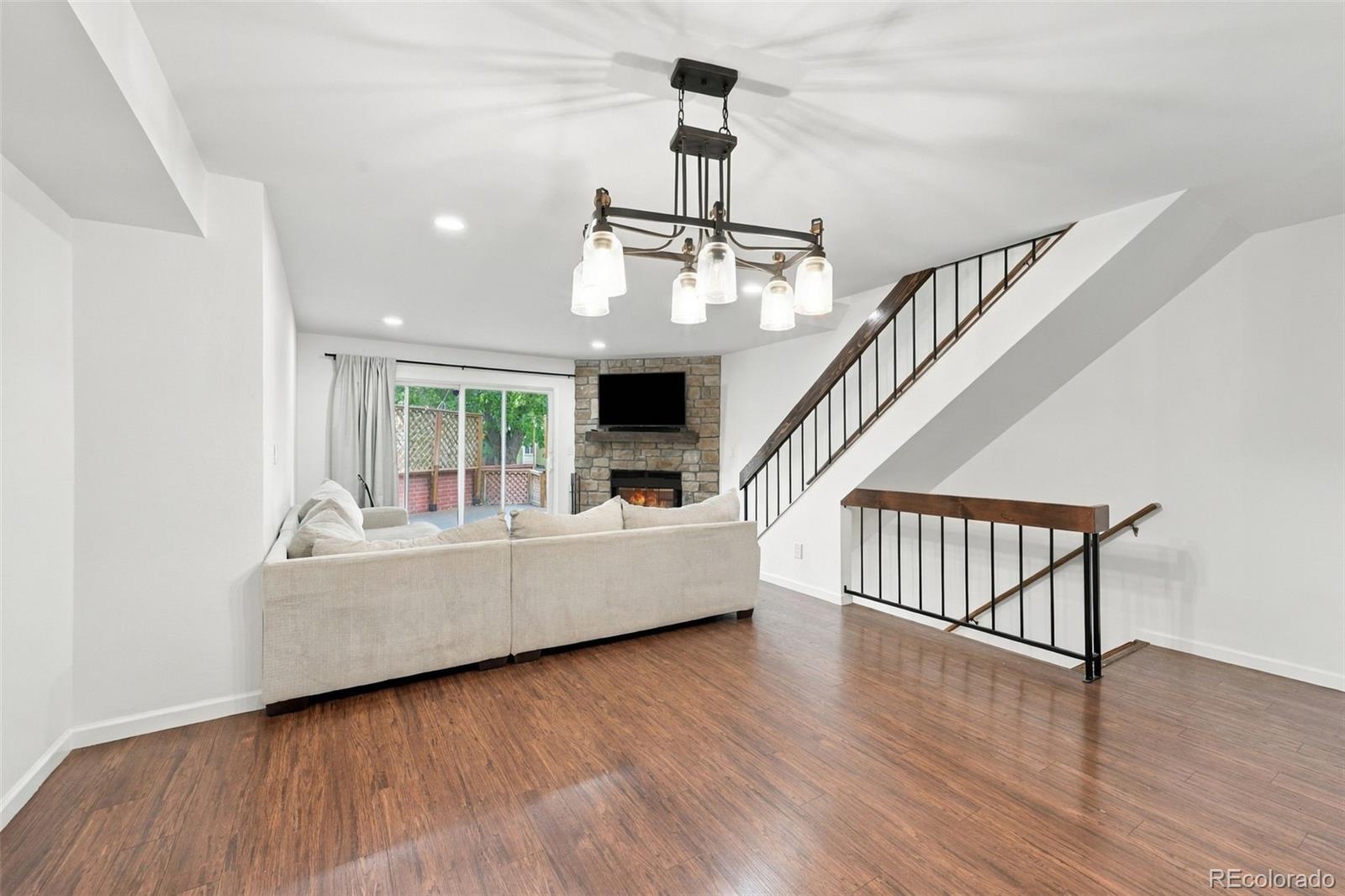 MLS Image #5 for 7474 e arkansas avenue,denver, Colorado