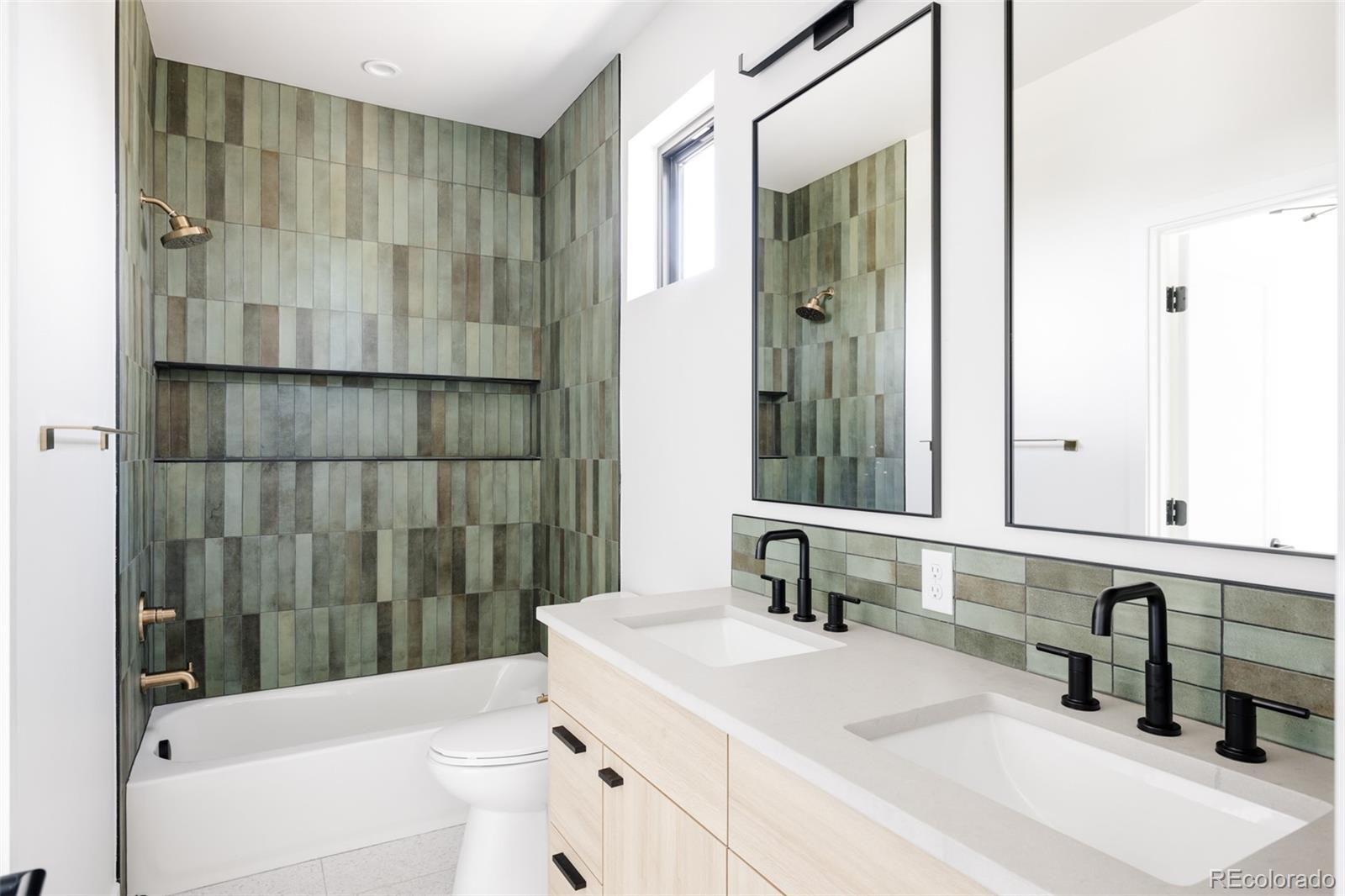 MLS Image #21 for 2433 s cherokee street,denver, Colorado