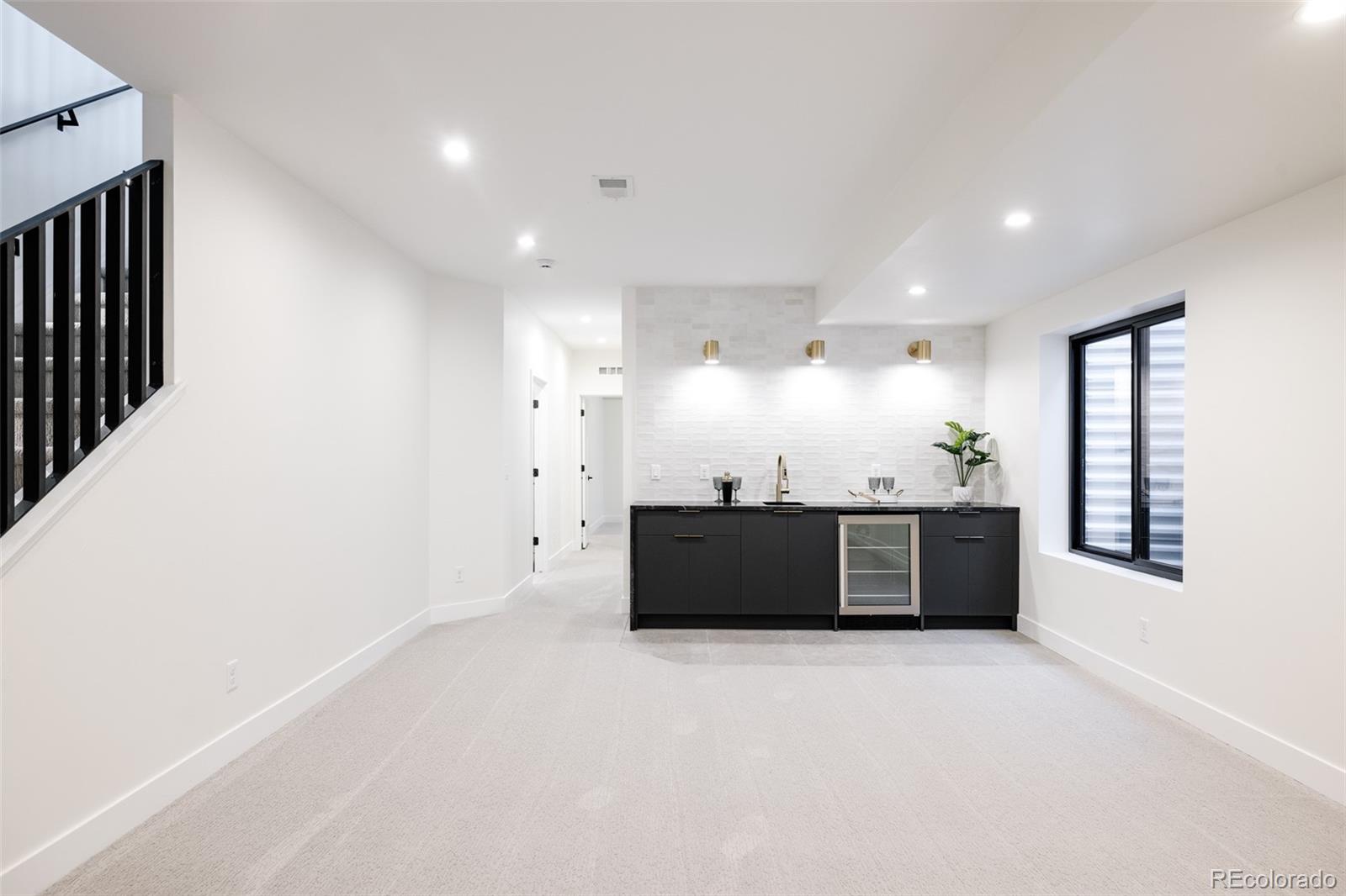 MLS Image #22 for 2433 s cherokee street,denver, Colorado
