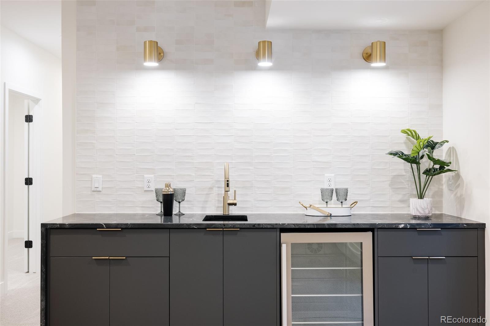 MLS Image #24 for 2433 s cherokee street,denver, Colorado