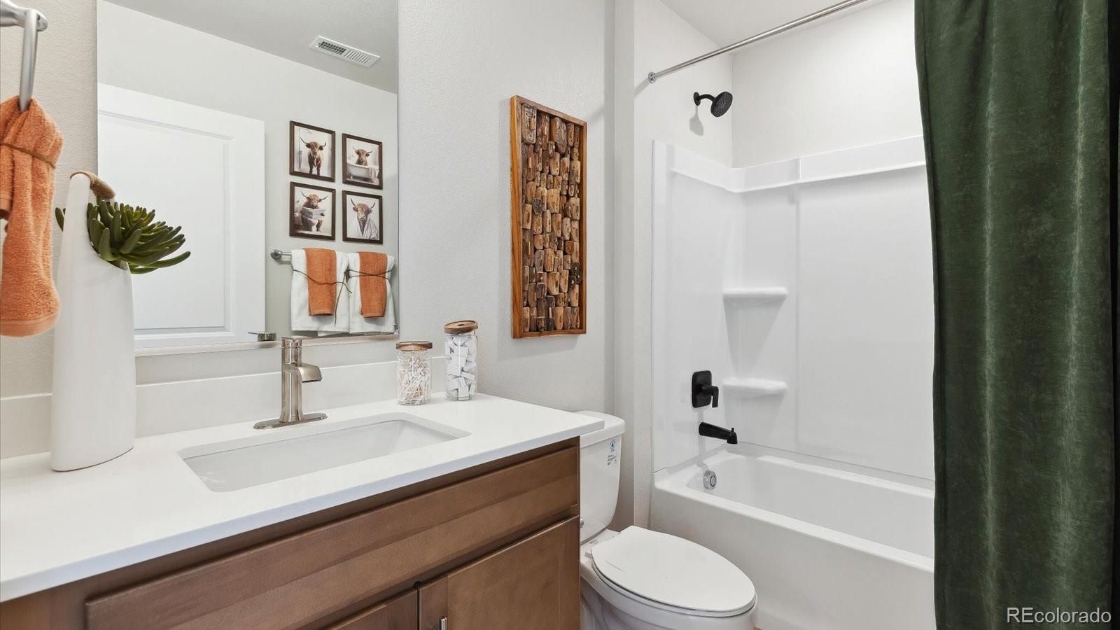 MLS Image #14 for 22382 e 7th place,aurora, Colorado