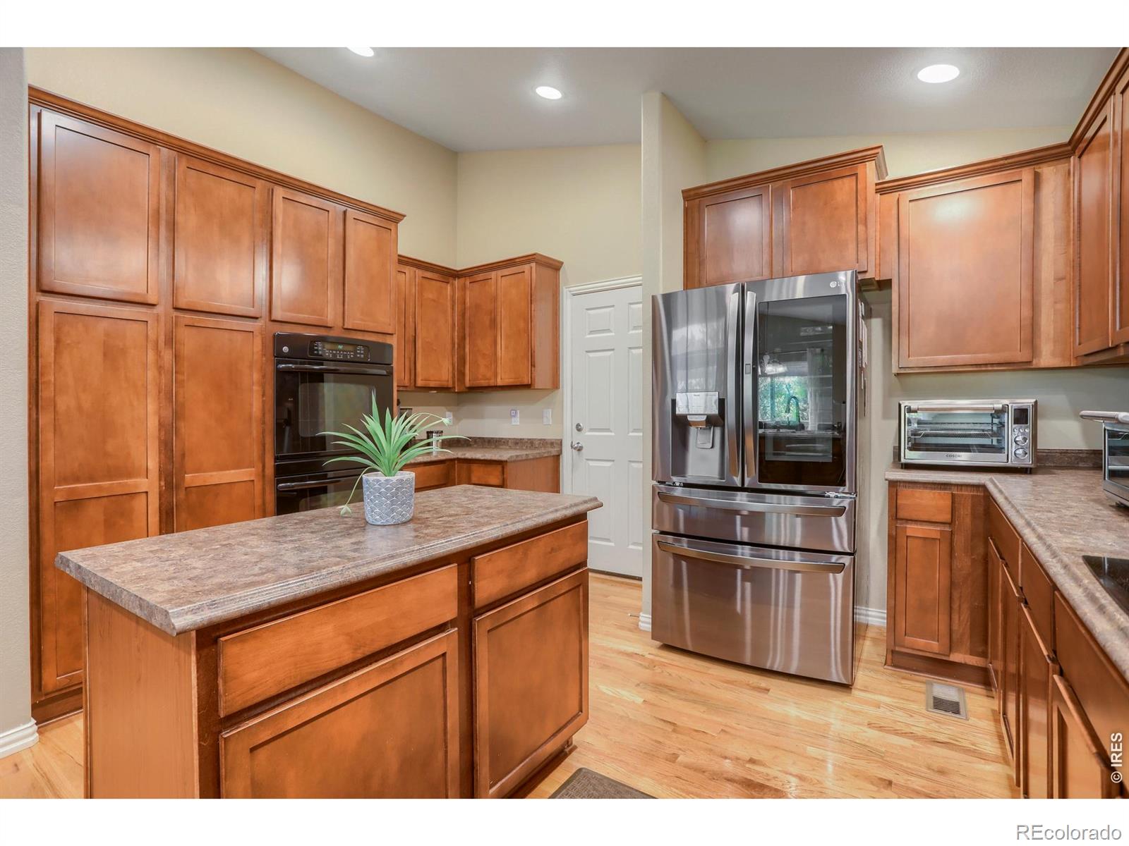 MLS Image #10 for 2817  saratoga trail,frederick, Colorado