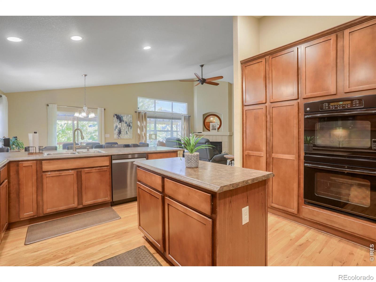MLS Image #11 for 2817  saratoga trail,frederick, Colorado