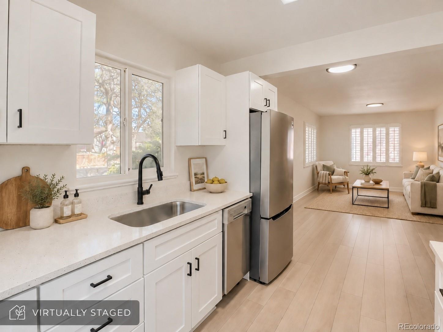 MLS Image #13 for 1558  spruce street,denver, Colorado