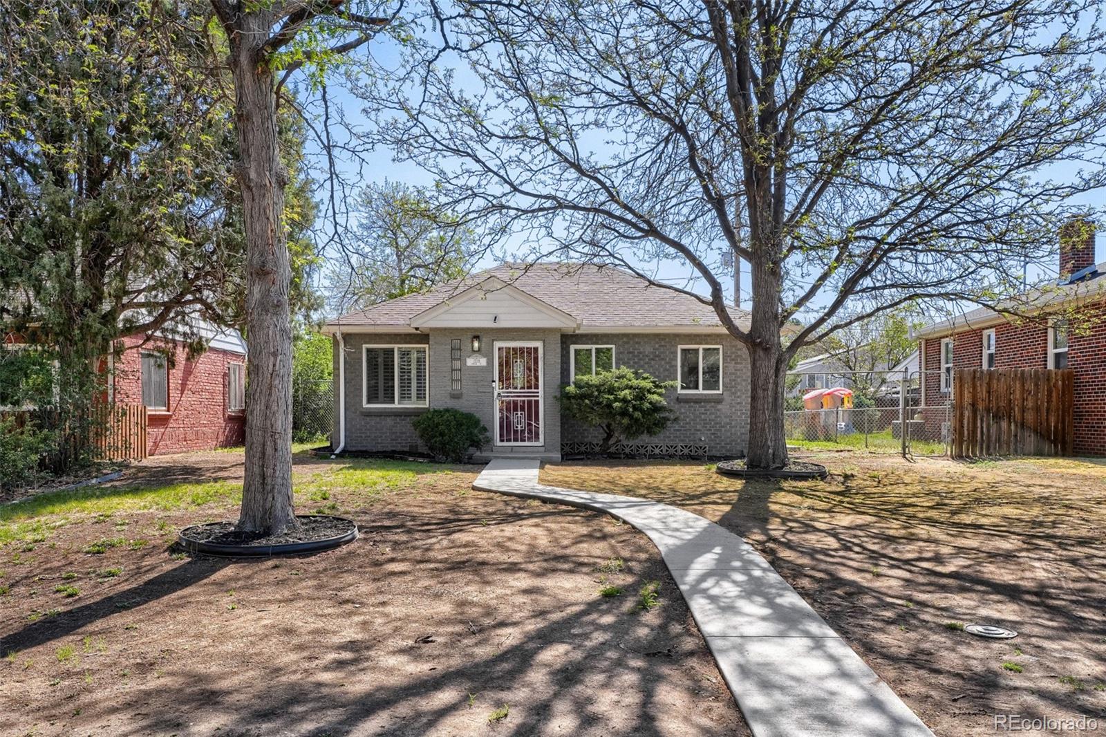 MLS Image #2 for 1558  spruce street,denver, Colorado
